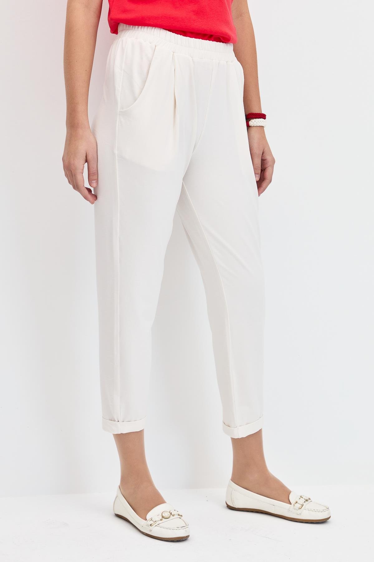 22722Kadın Havuç Paça Penye Pantolon Ekru