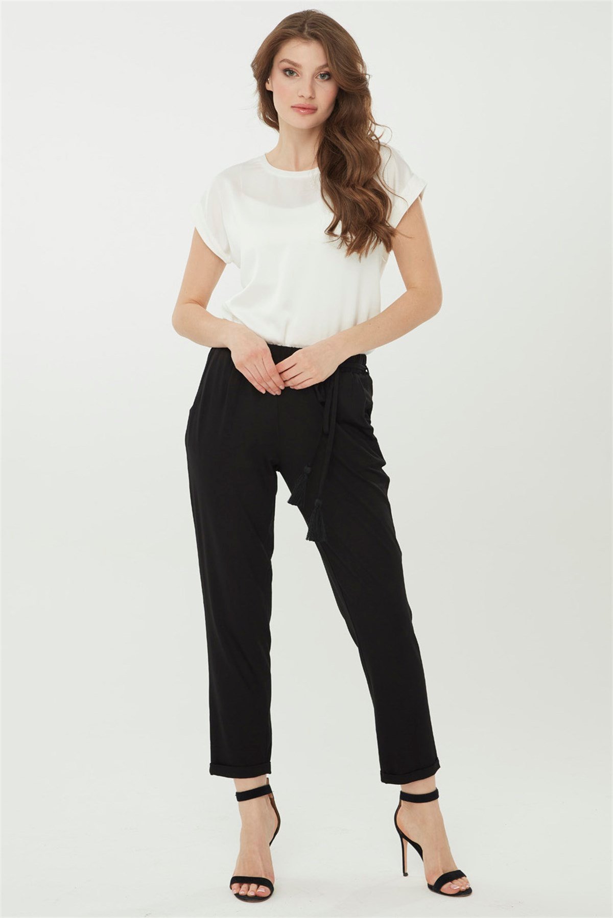 22722Kadın Havuç Paça Penye Pantolon Siyah