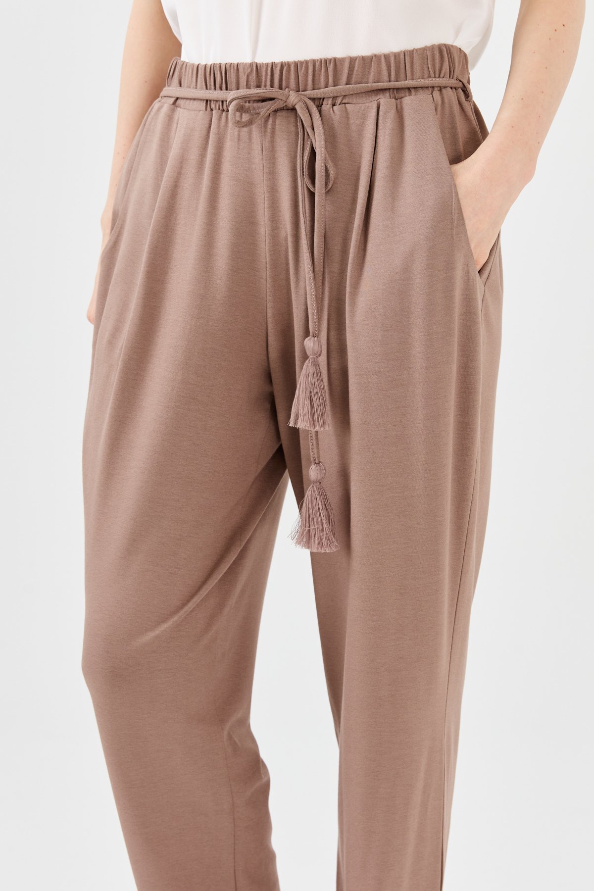 22722Kadın Havuç Paça Penye Pantolon Vizon