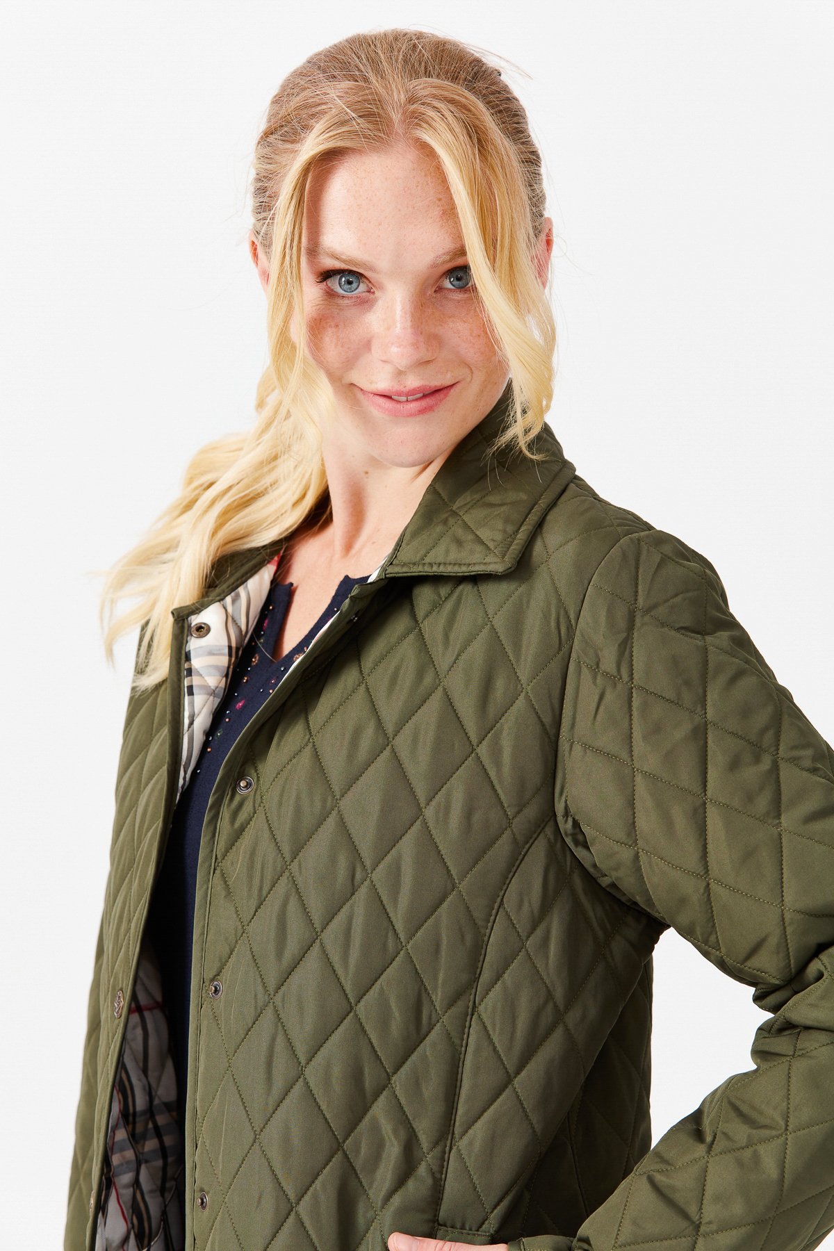 21433Женский стеганый жакет средней длины 1-6, хаки