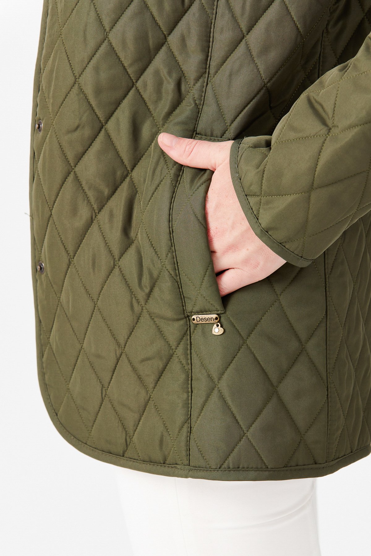 21433Женский стеганый жакет средней длины 1-6, хаки