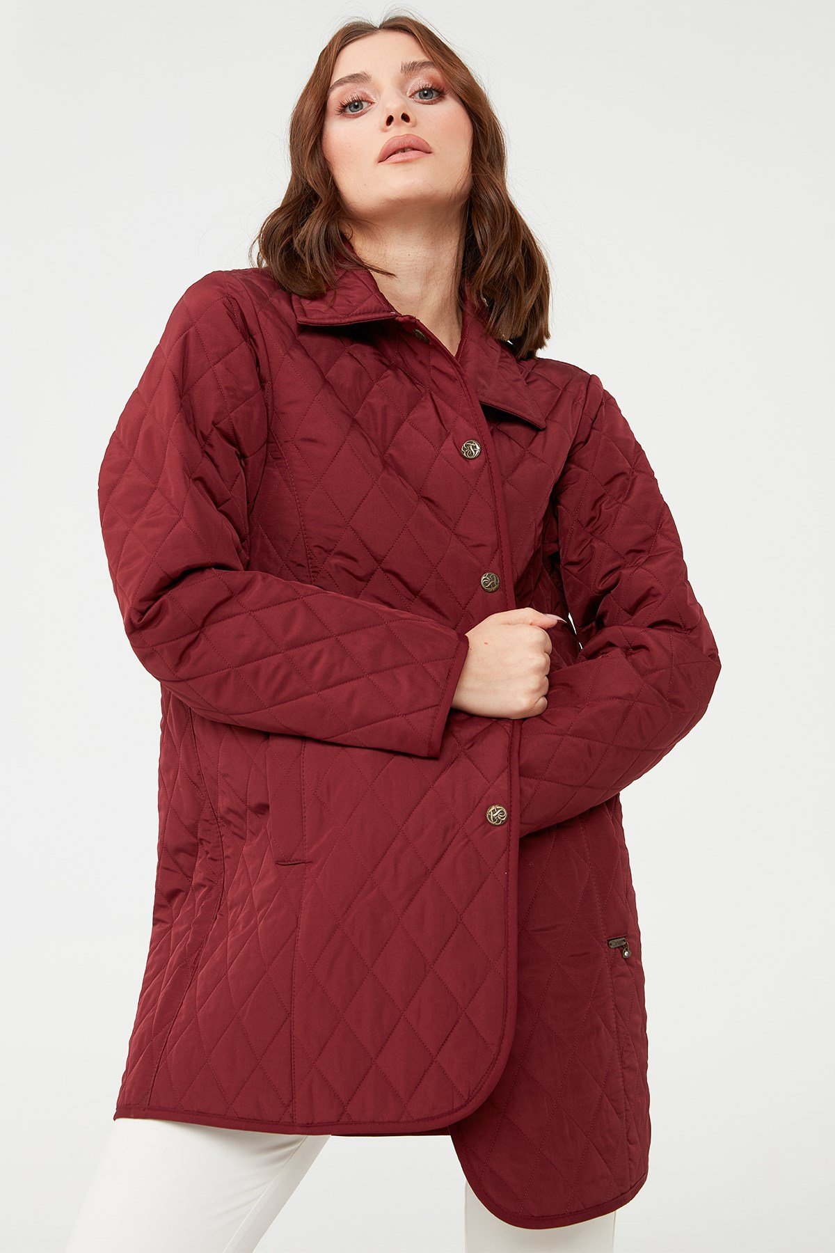 21438Kadın Kapitone Ceket Bordo