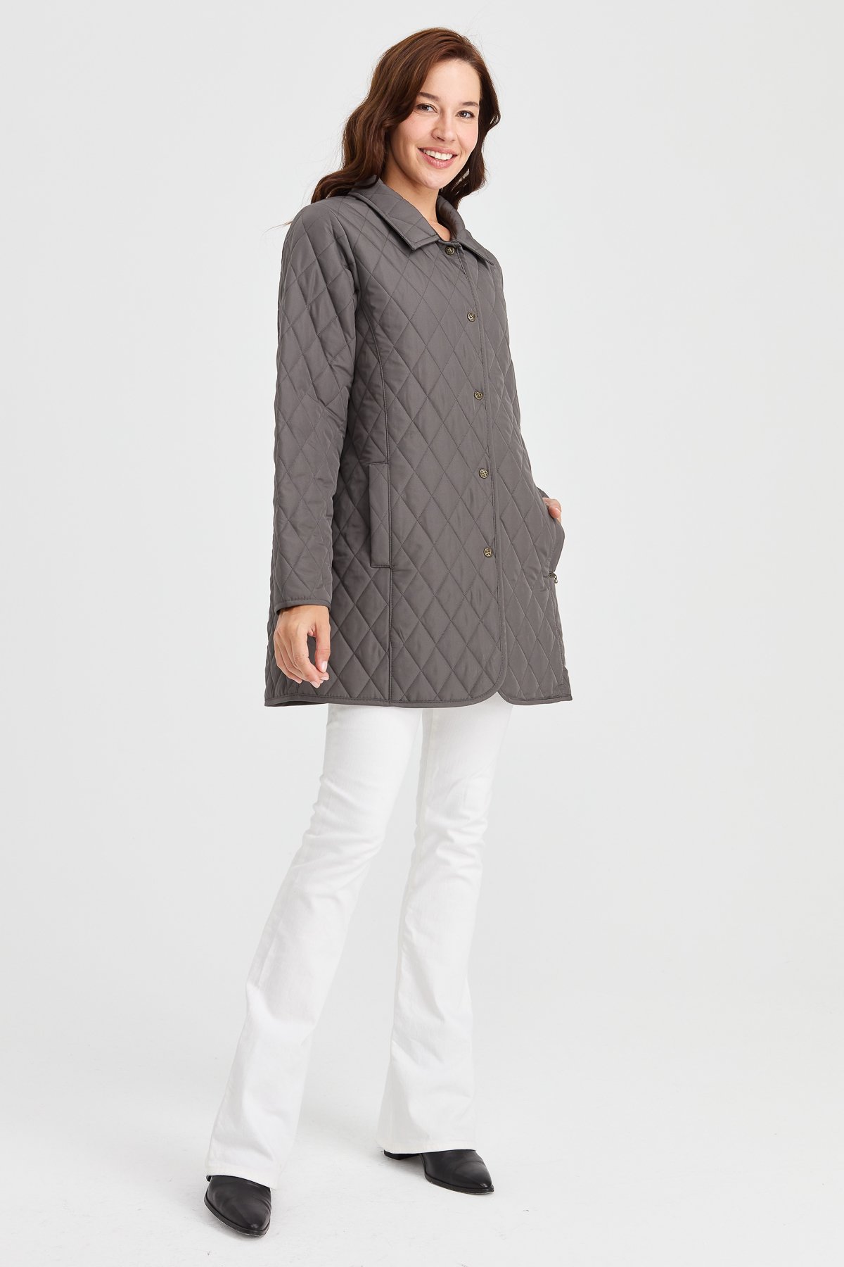 21438Kadın Kapitone Ceket Gri