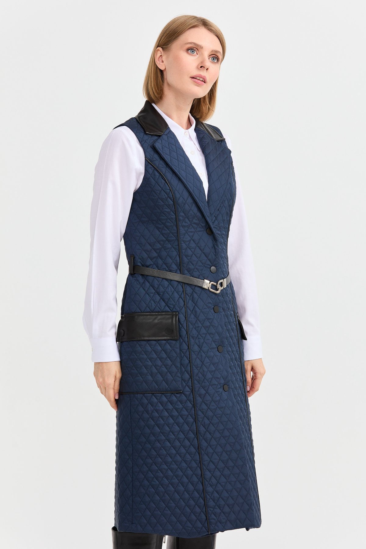 21331Kadın Kapitone Yakası ve Cebi Deri Uzun Yelek Lacivert