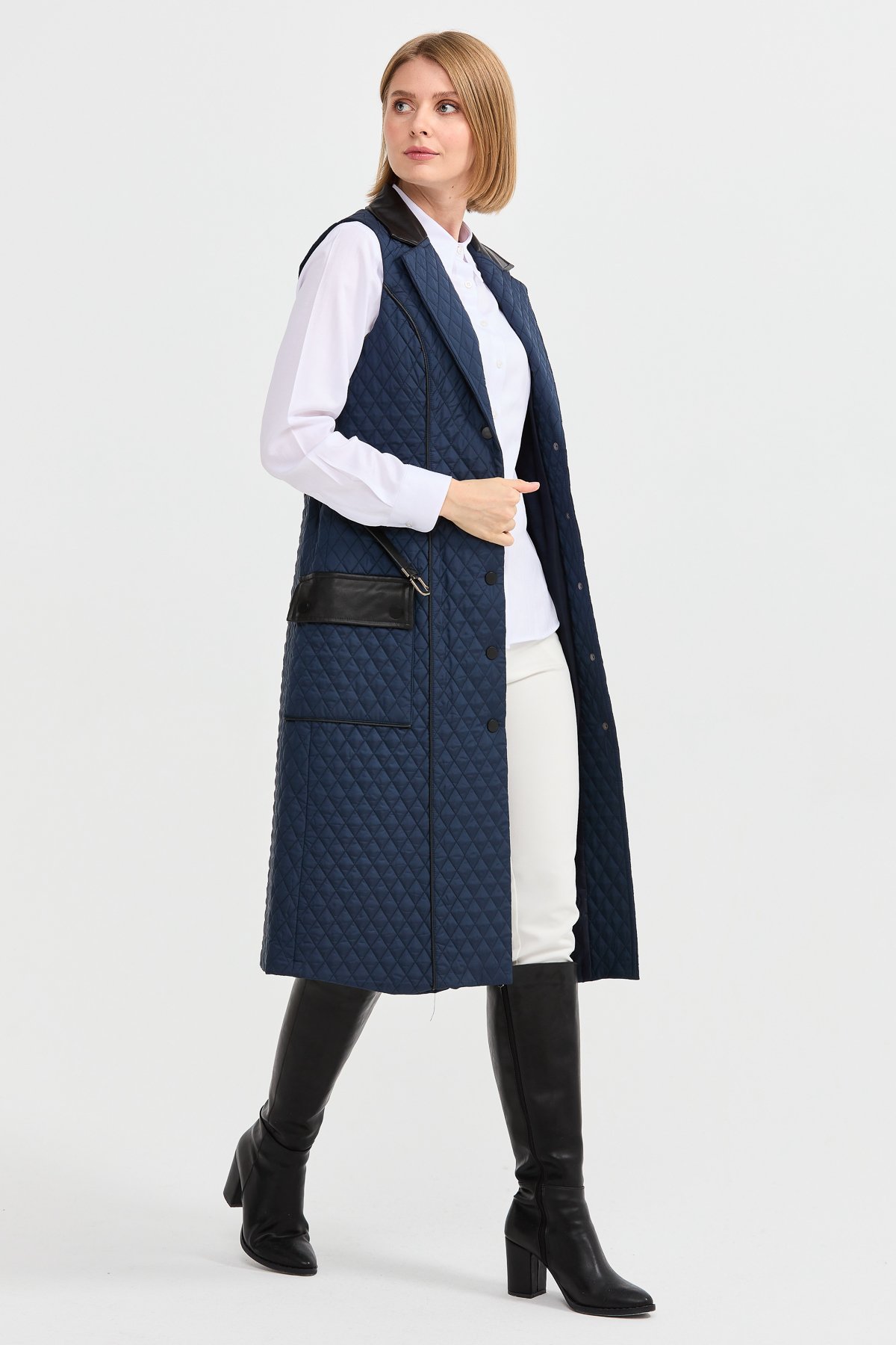 21331Kadın Kapitone Yakası ve Cebi Deri Uzun Yelek Lacivert