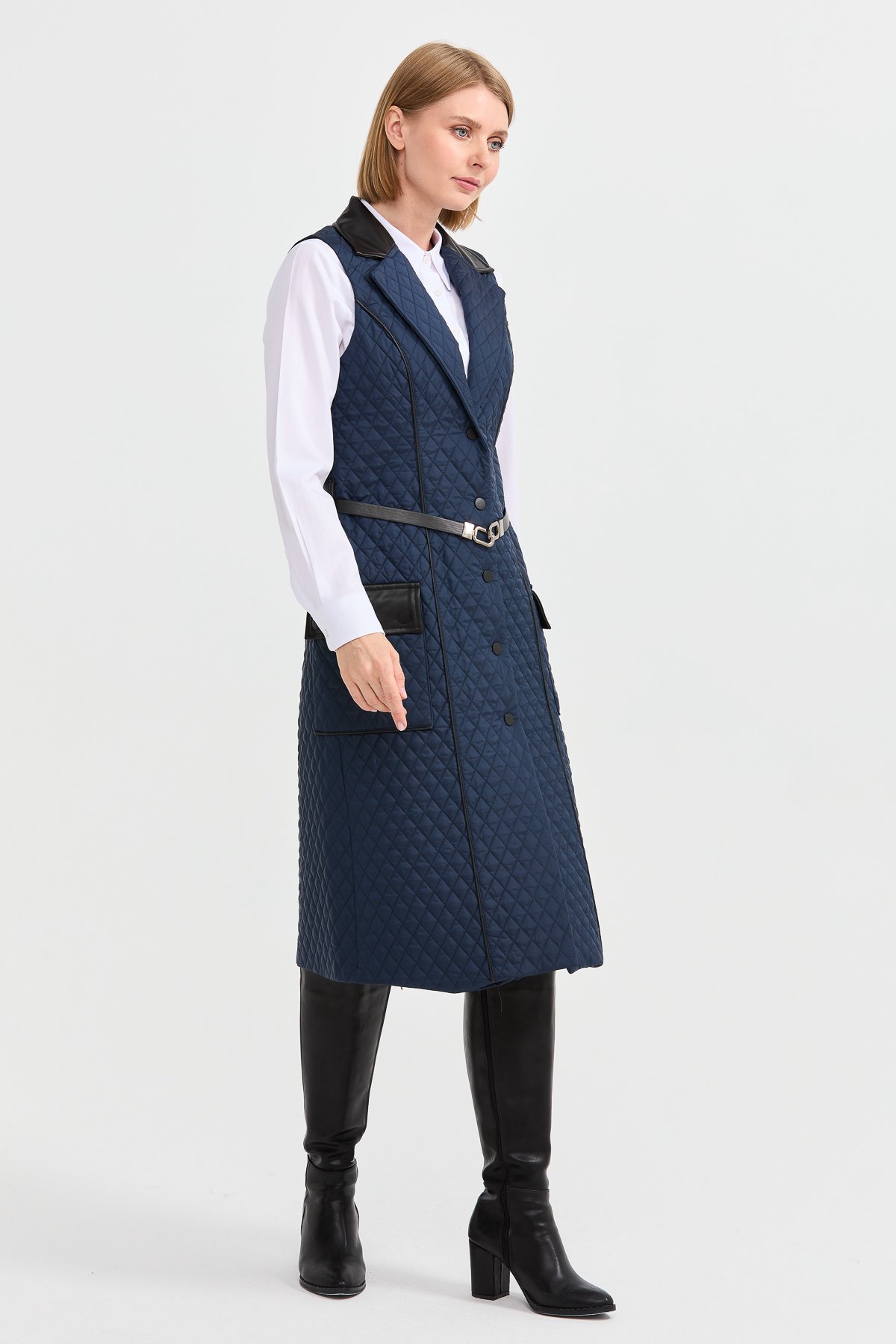 21331Kadın Kapitone Yakası ve Cebi Deri Uzun Yelek Lacivert