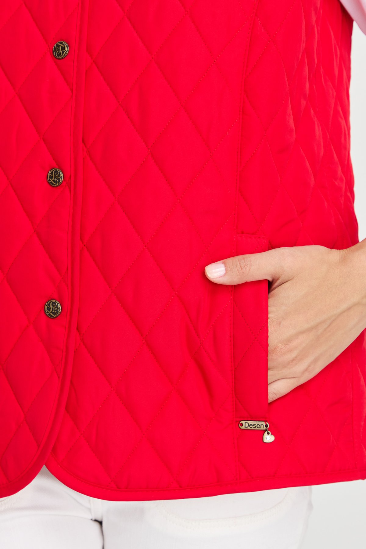 21437Женский стеганый жилет красный