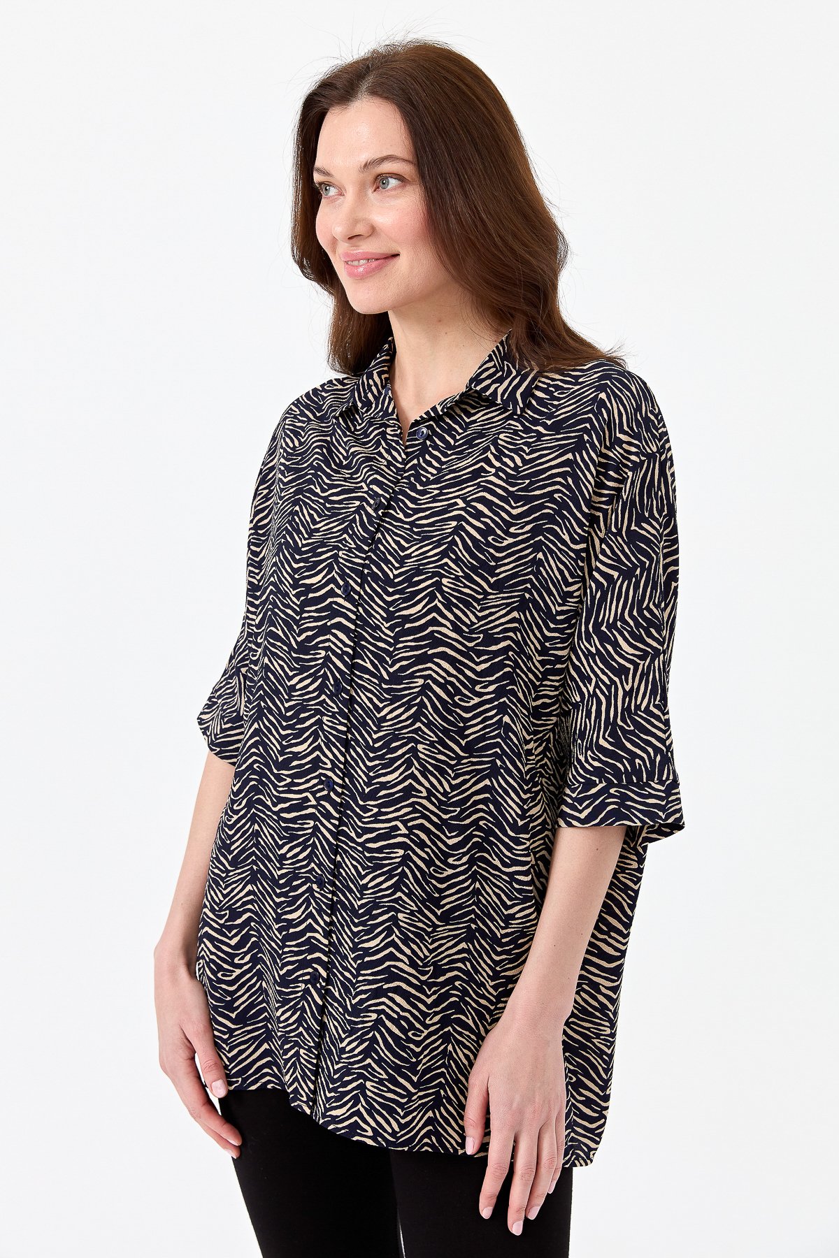 22803Kadın Kaplan Desenli Yarasa Kol Gömlek Lacivert