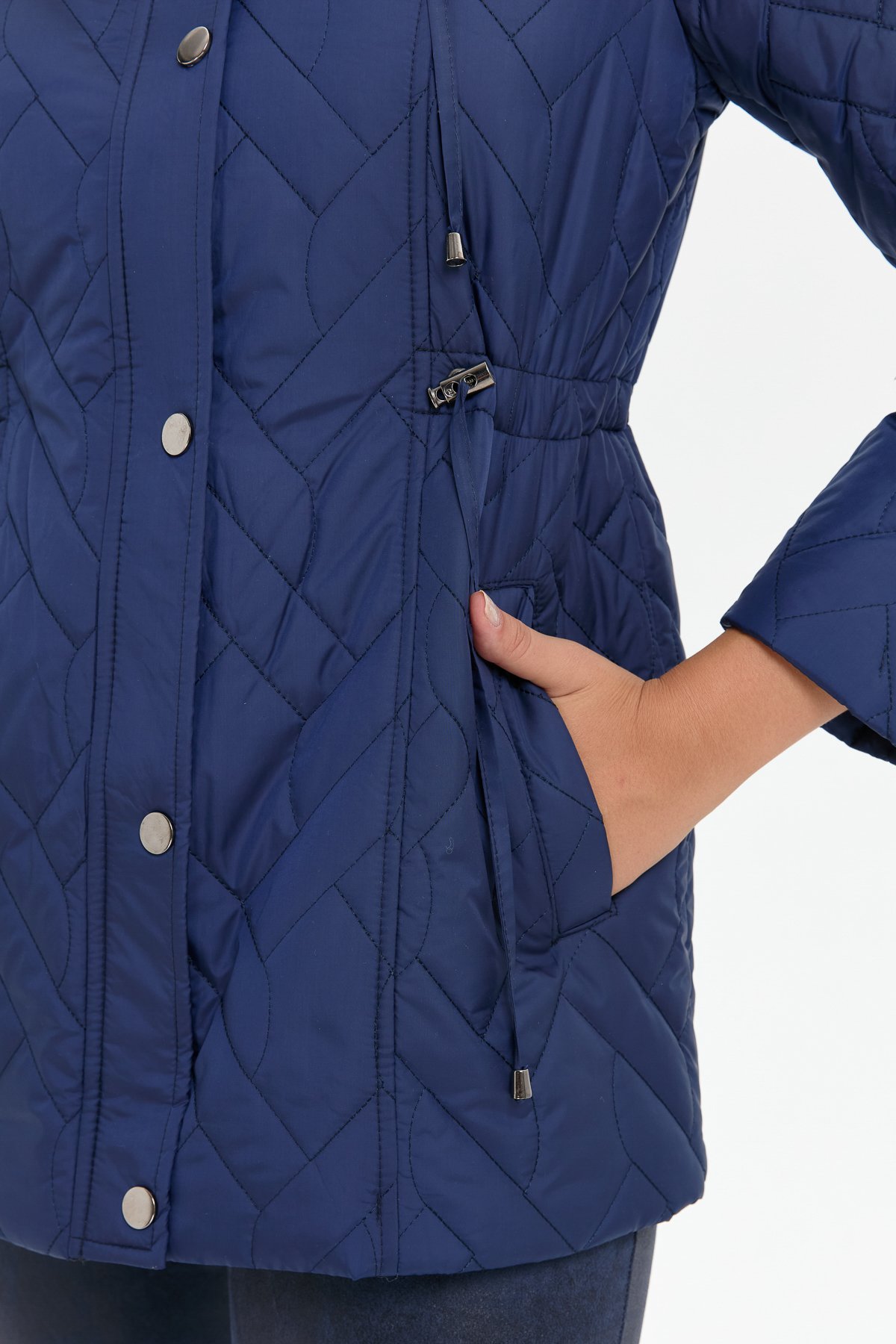 24412Kadın Kapüşonlu Beli Bağcıklı Kısa Kapitone Kaban Lacivert