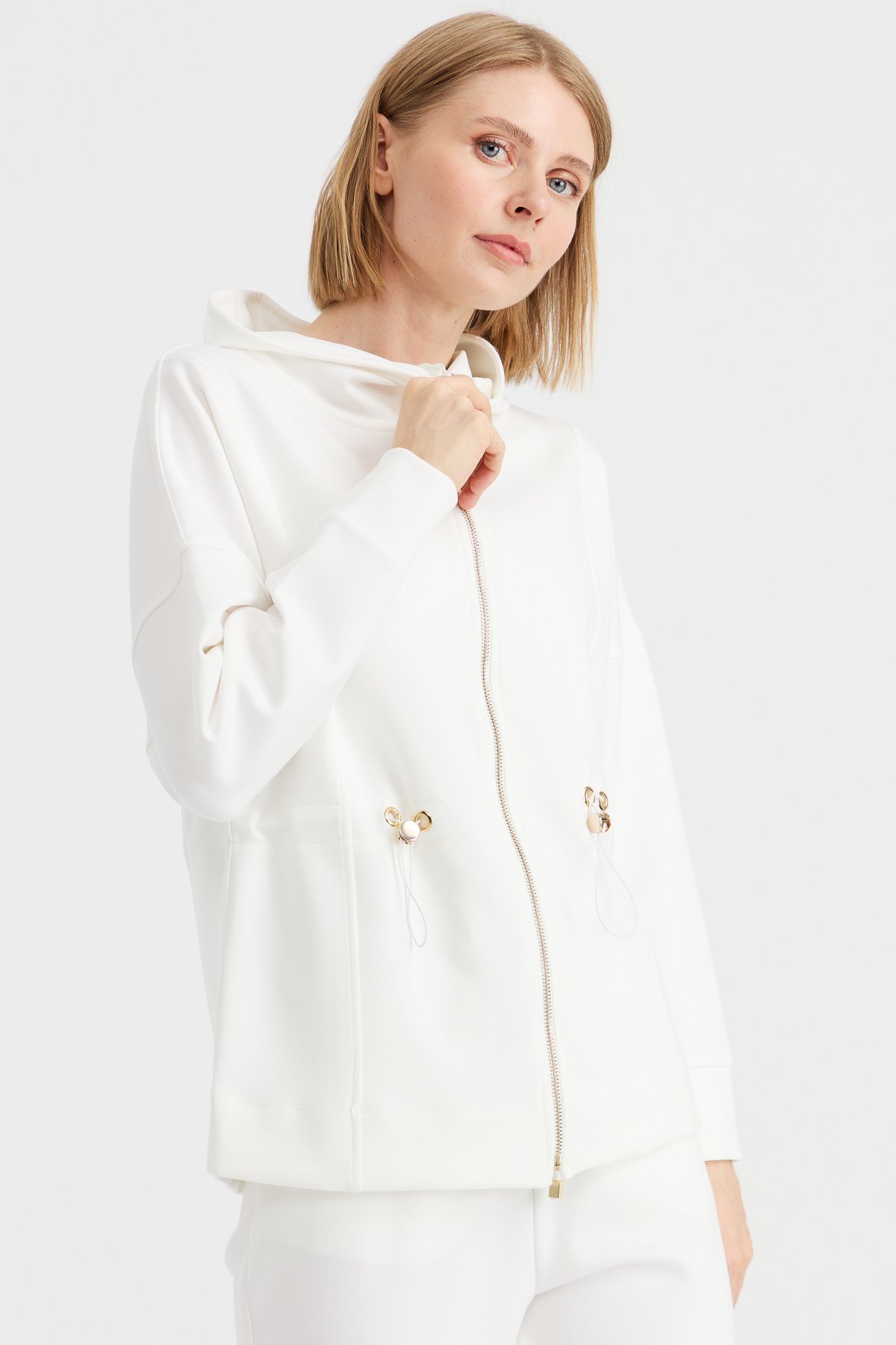 KMK23001Kadın Kapüşonlu Beli Büzgülü Sweat Beyaz