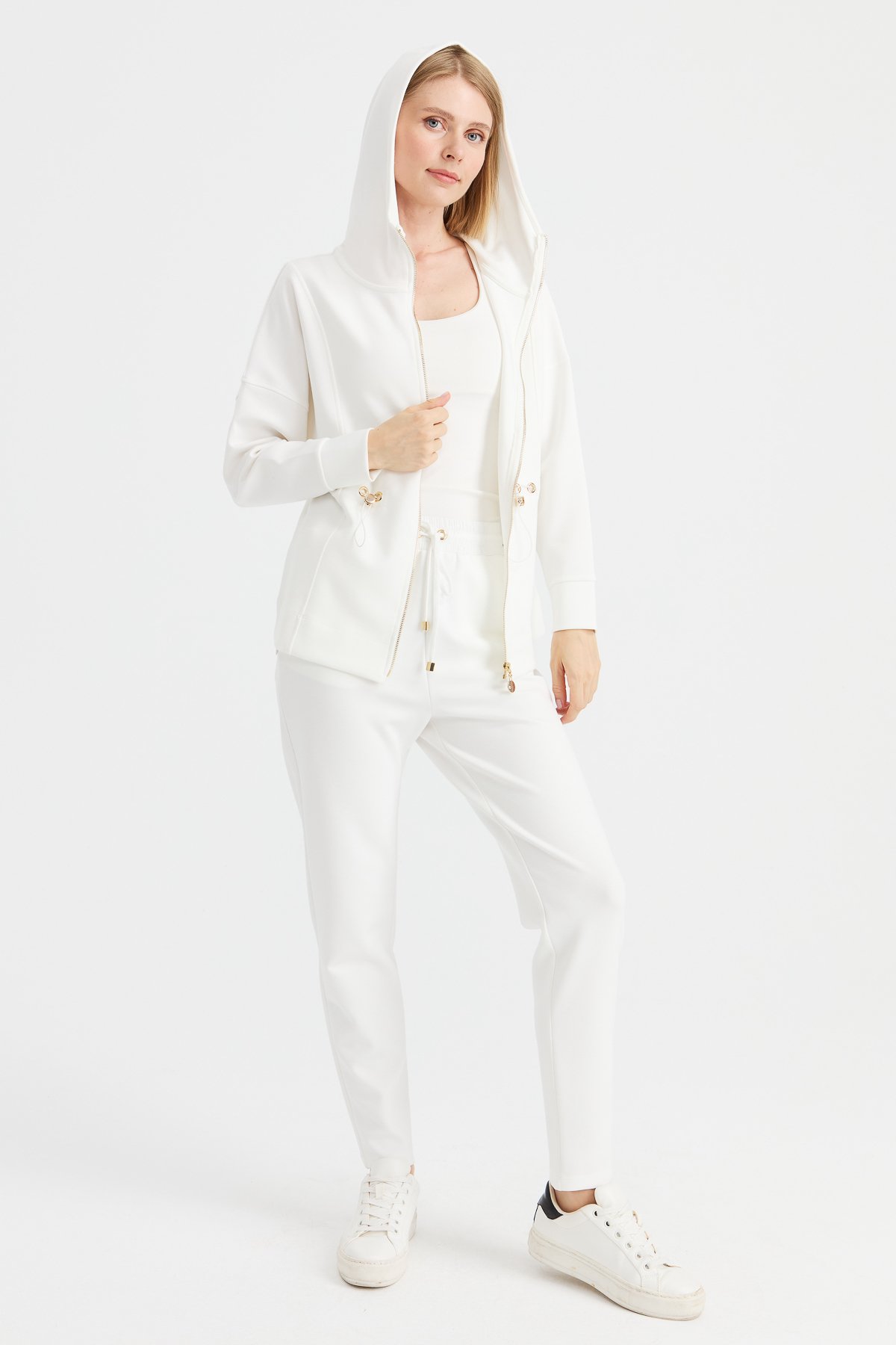 KMK23001Kadın Kapüşonlu Beli Büzgülü Sweat Beyaz