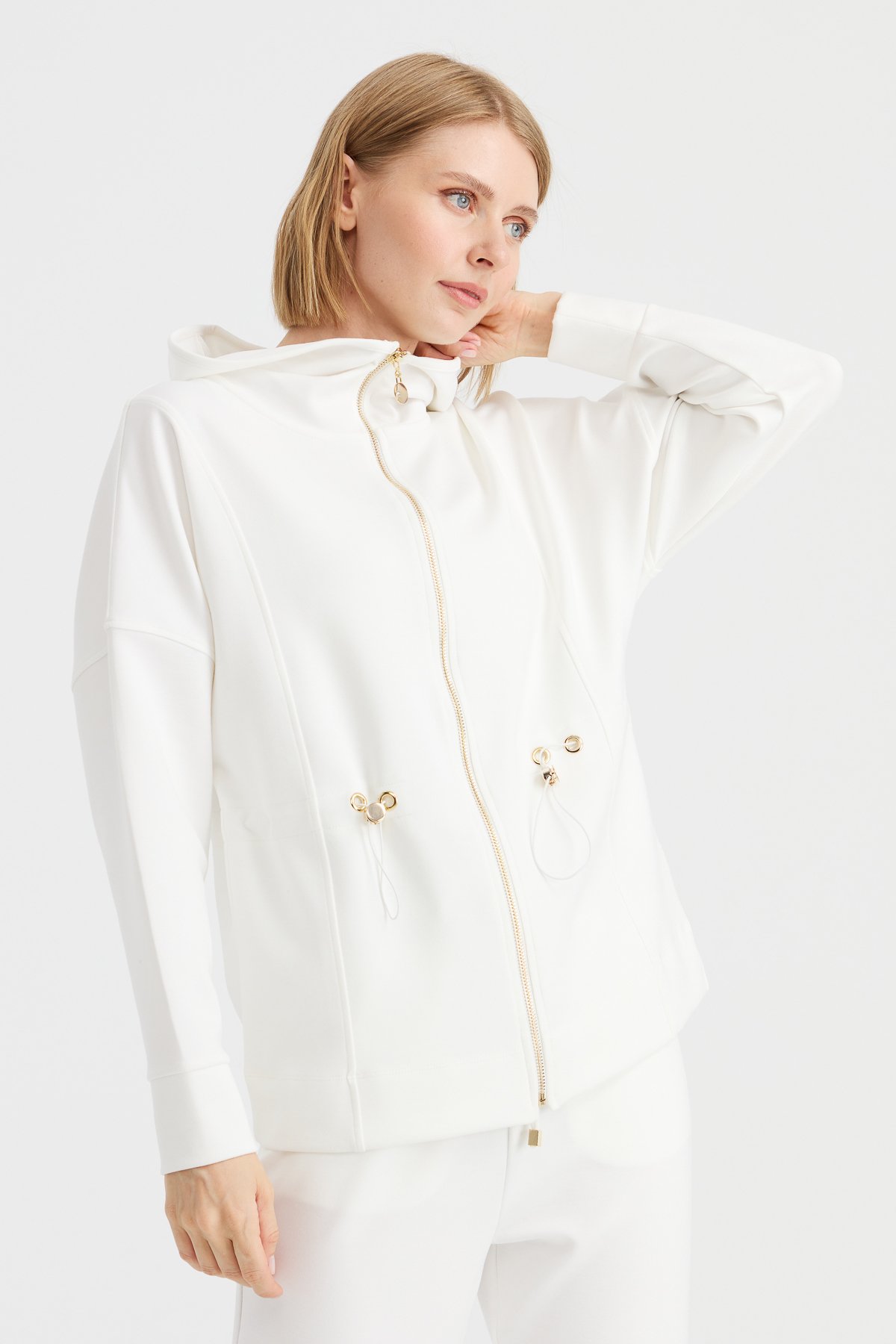 KMK23001Kadın Kapüşonlu Beli Büzgülü Sweat Beyaz