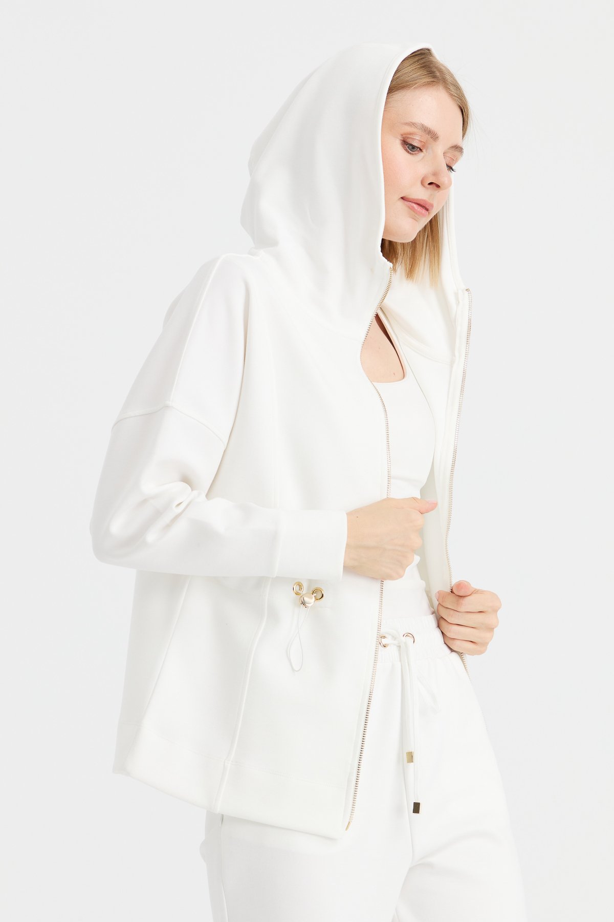 KMK23001Kadın Kapüşonlu Beli Büzgülü Sweat Beyaz