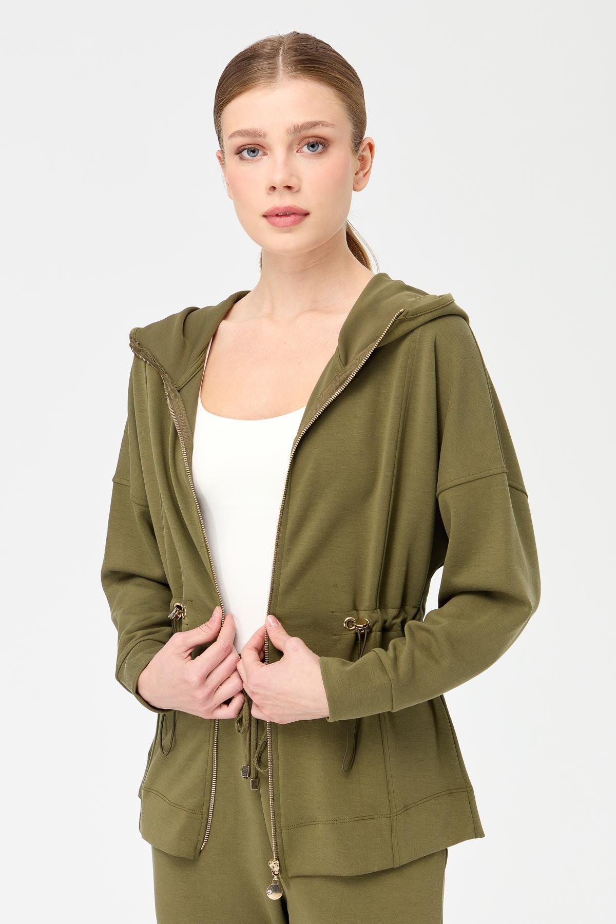 KMK23001Женская рубашка с капюшоном и завязками на талии