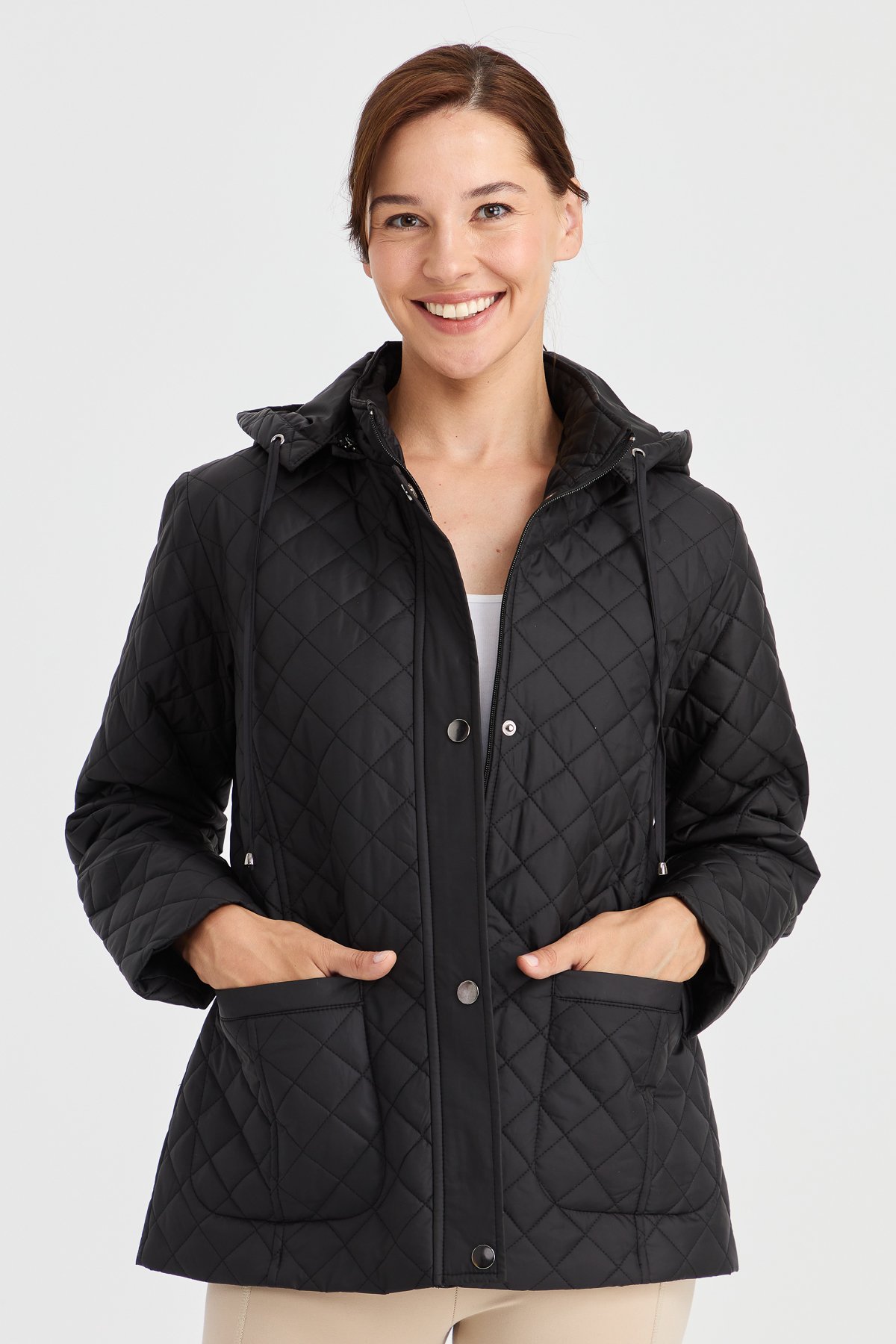 23405Kadın Kapüşonlu Dış Cepli Kısa Kapitone Ceket Siyah