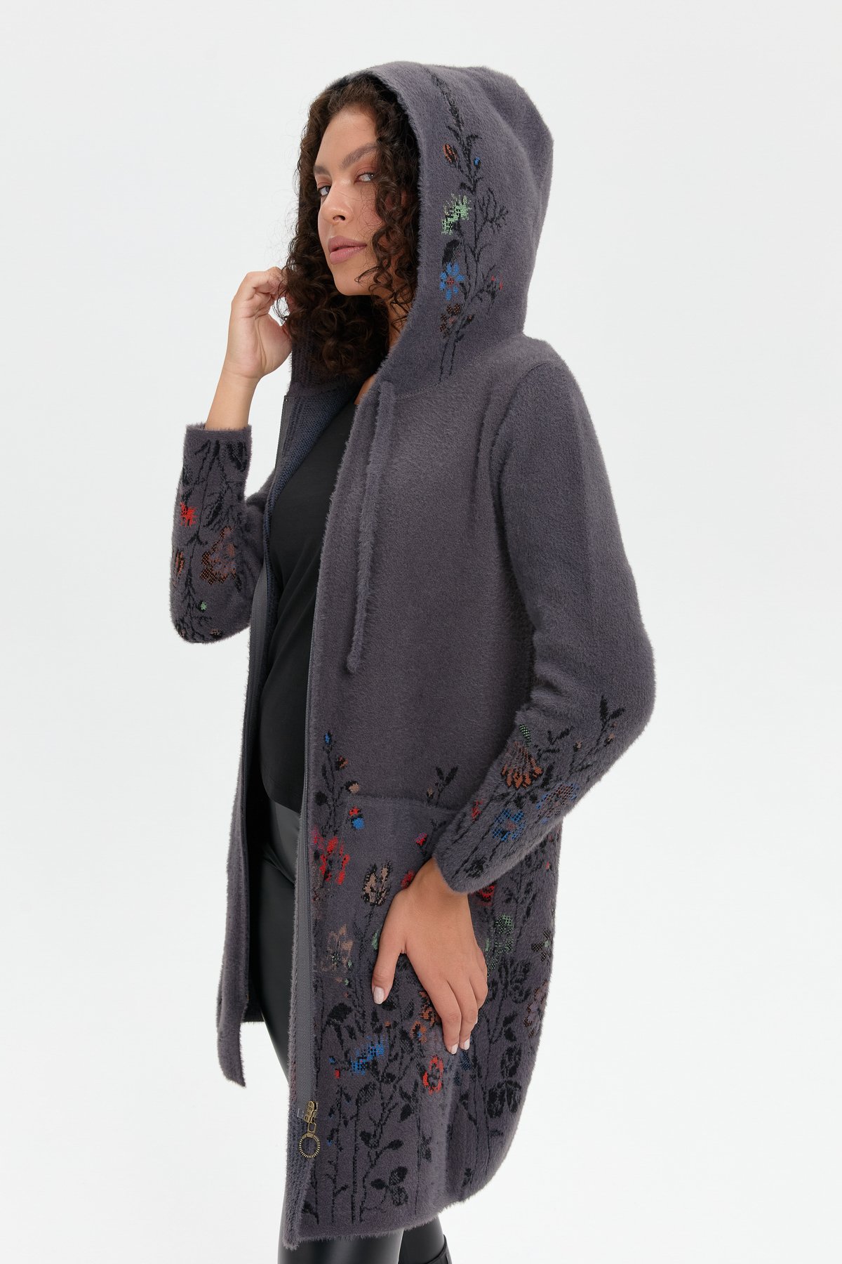 24007Kadın Kapüşonlu Eteği ve Kolu Kır Çiçeği Desenli Uzun Kaban Antrasit