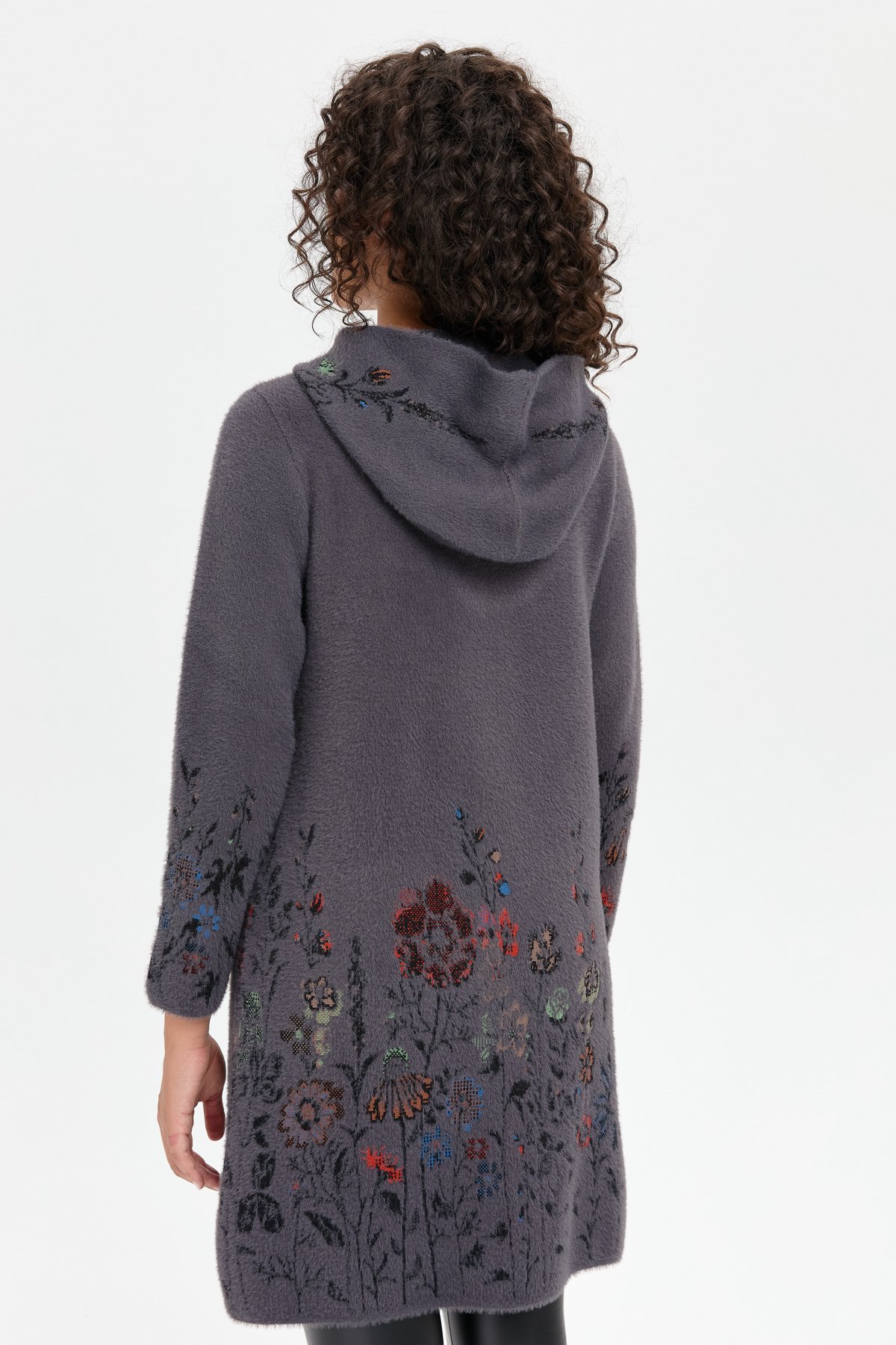24007Kadın Kapüşonlu Eteği ve Kolu Kır Çiçeği Desenli Uzun Kaban Antrasit