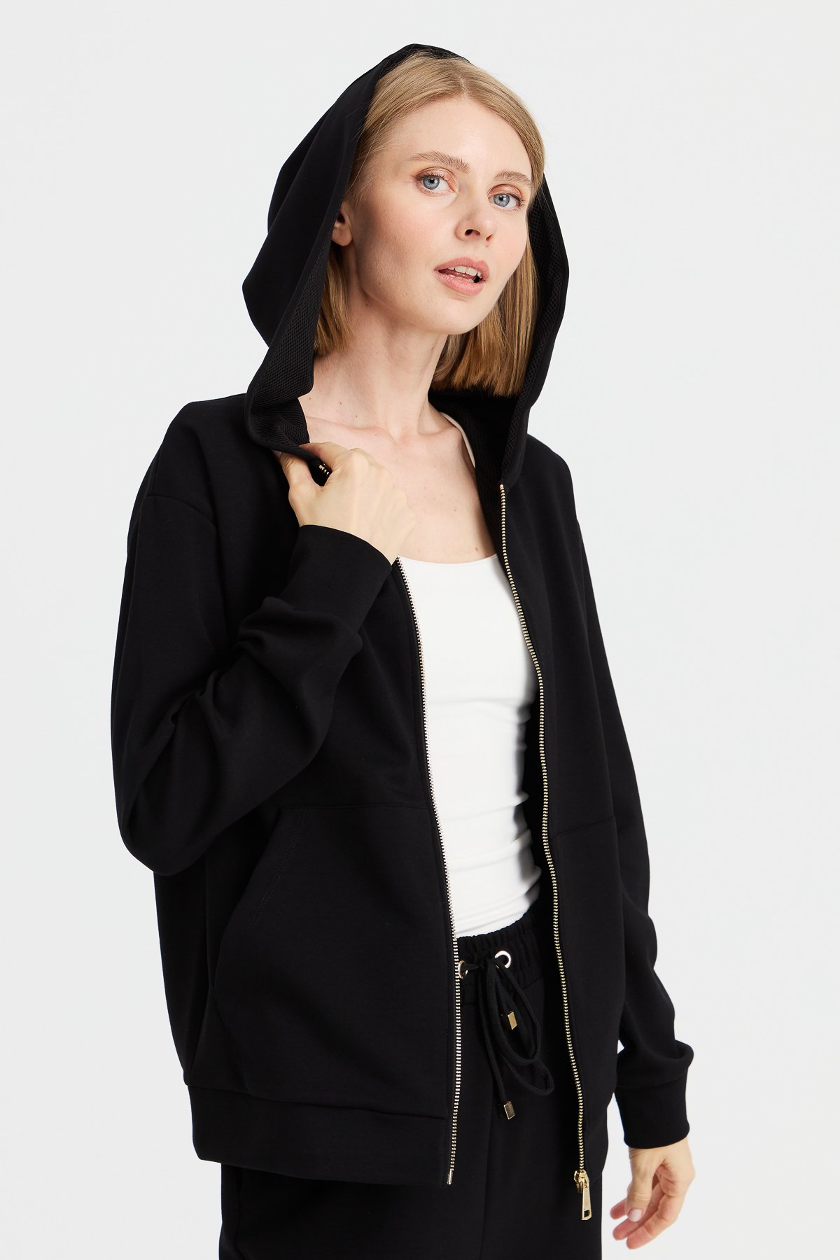 KMK23005Kadın Kapüşonlu Fileli Yan Cepli Sweat Siyah