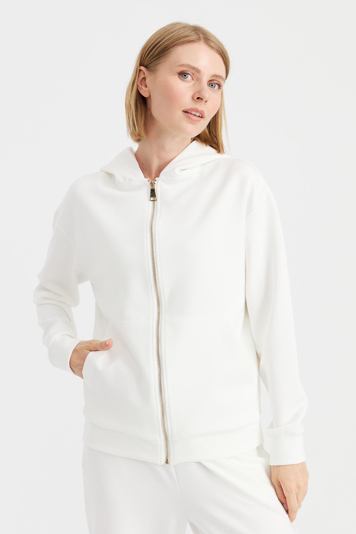 KMK23005Kadın Kapüşonlu Fileli Yan Cepli Sweat Beyaz