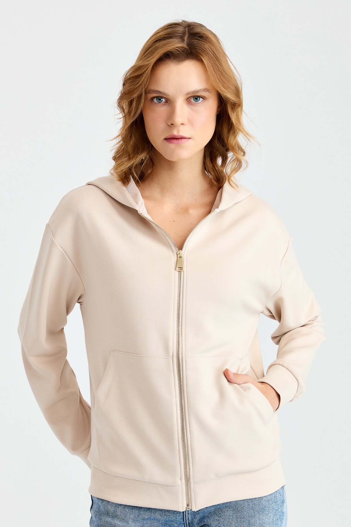 KMK23005Женский сетчатый свитер с капюшоном и боковыми карманами