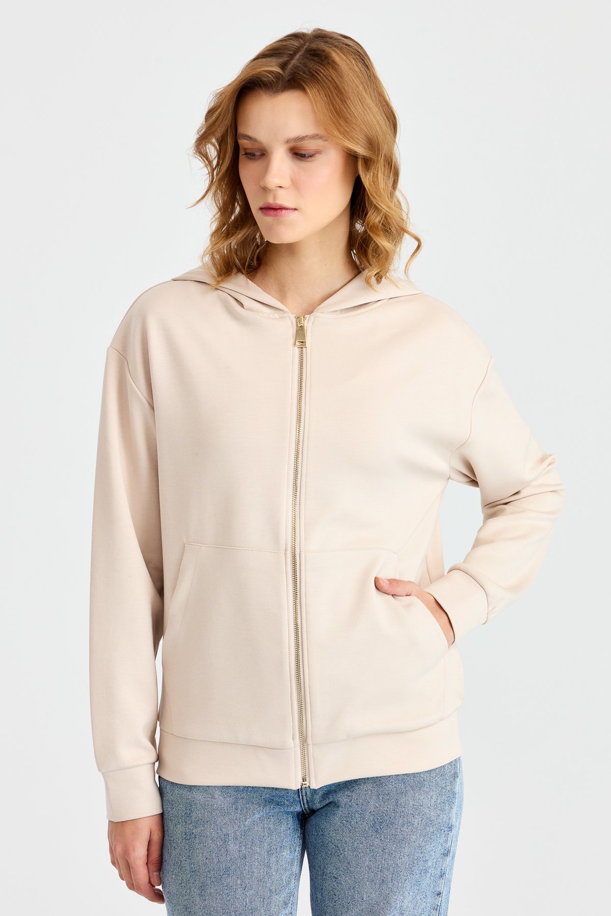 KMK23005Женский сетчатый свитер с капюшоном и боковыми карманами