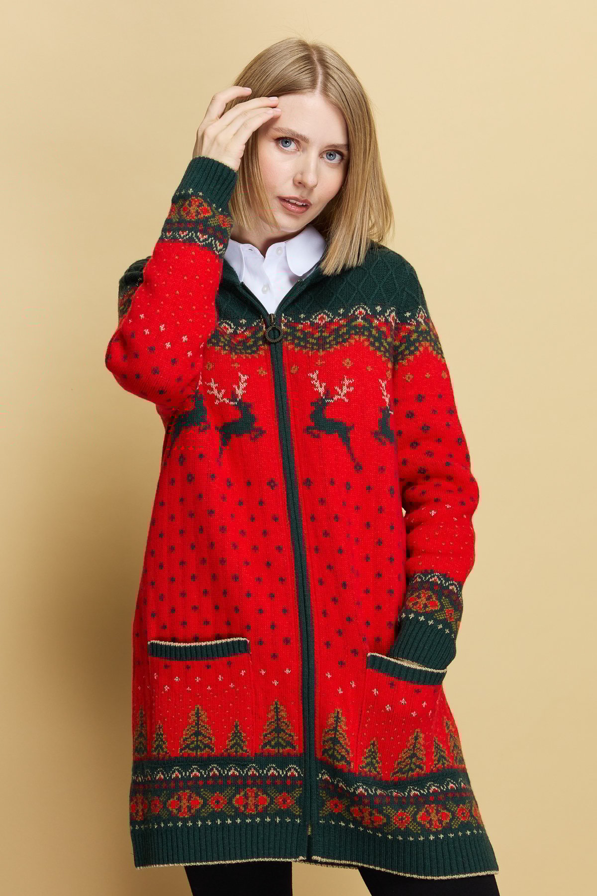 23221Kadın Kapüşonlu Geyik Desenli Yün Hırka Mercan