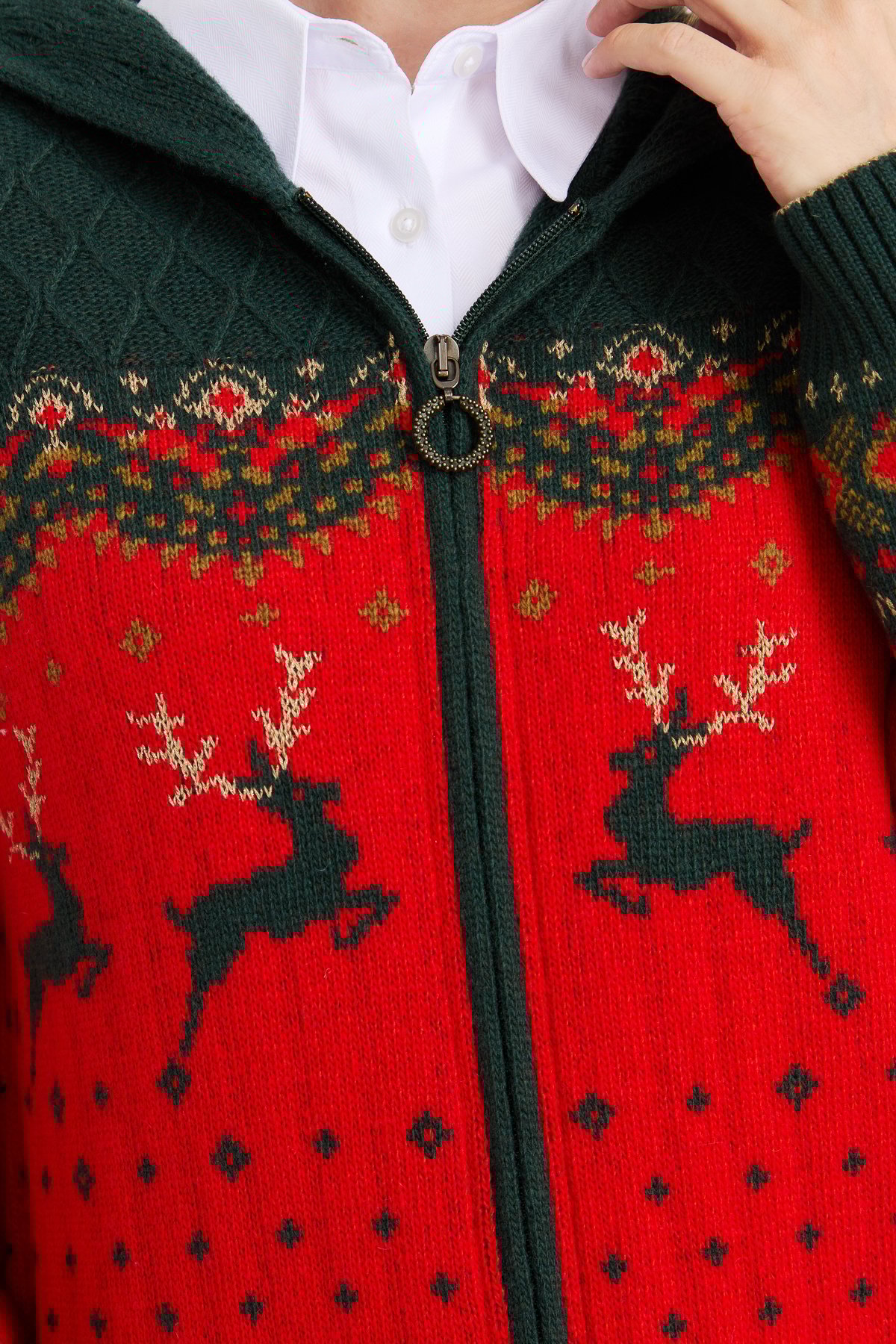 23221Kadın Kapüşonlu Geyik Desenli Yün Hırka Mercan