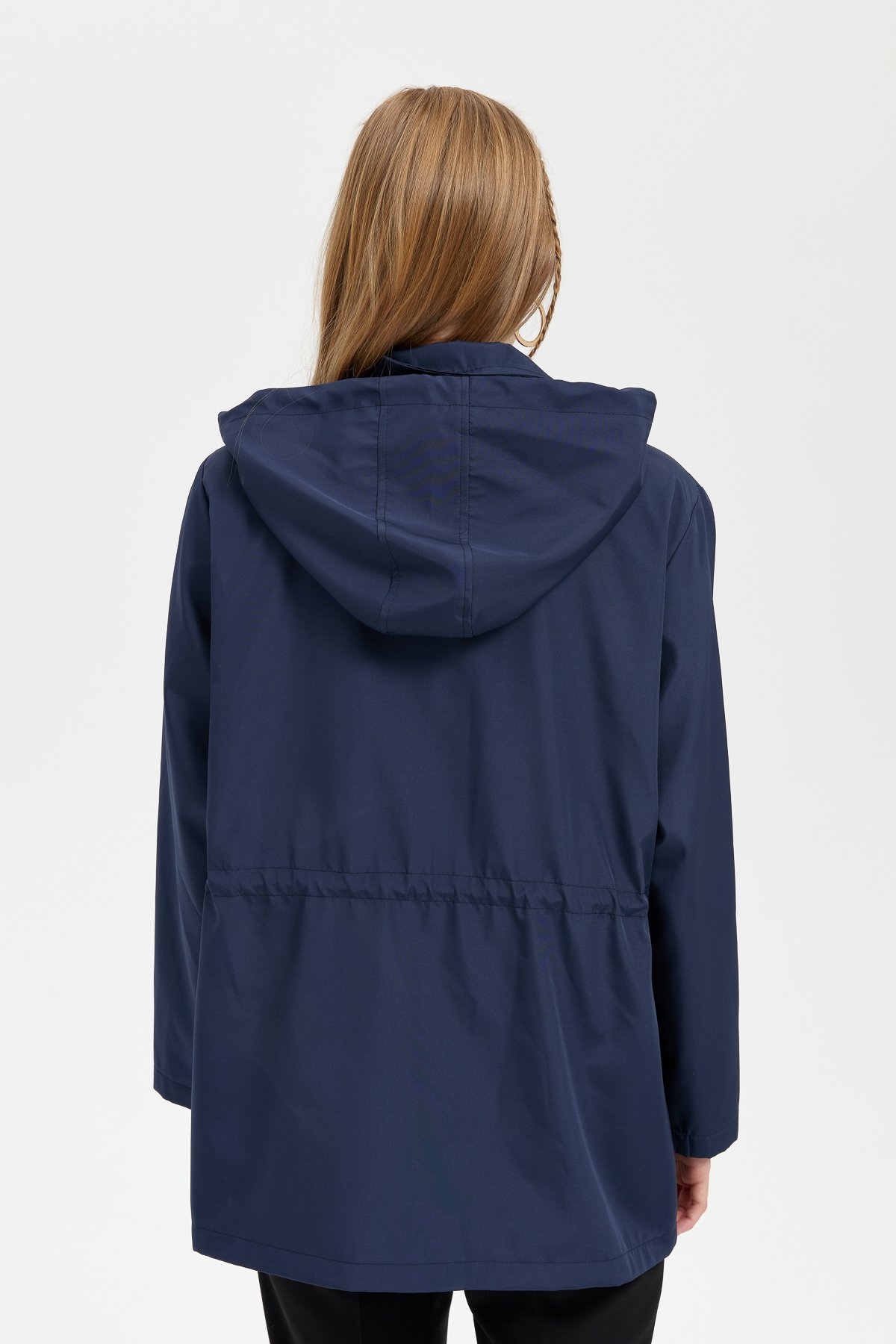 24416Kadın Kapüşonlu Kapaklı Cepli Kısa Trençkot Lacivert
