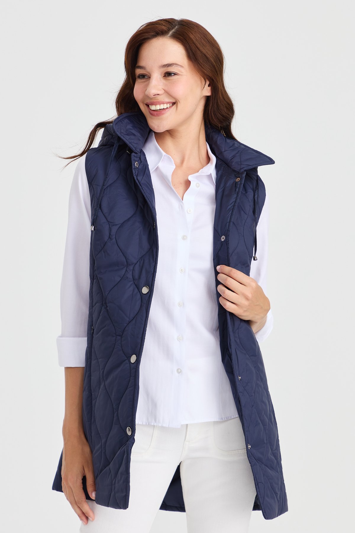 23406Kadın Kapüşonlu Kapitone Yelek Lacivert