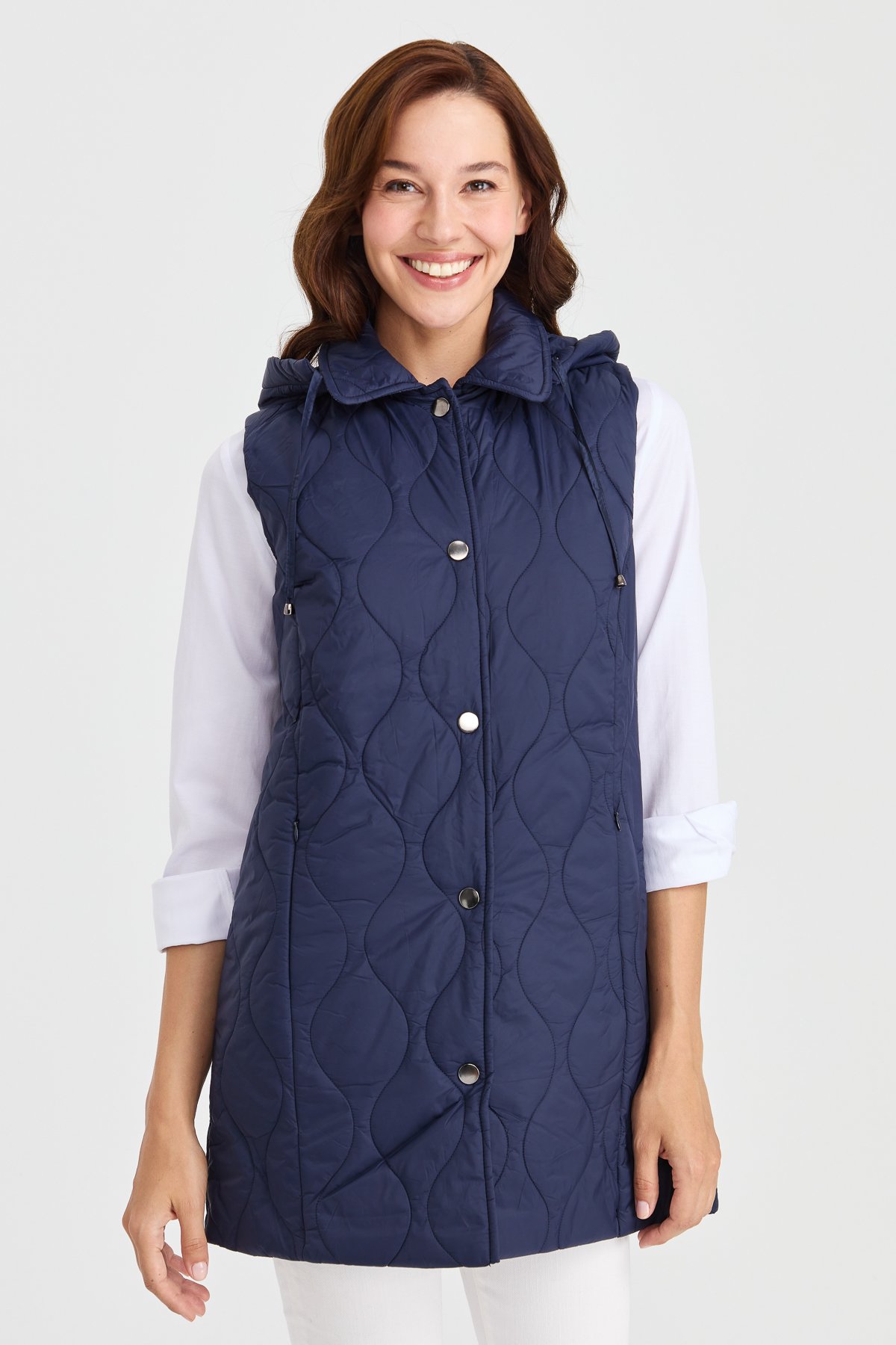 23406Kadın Kapüşonlu Kapitone Yelek Lacivert