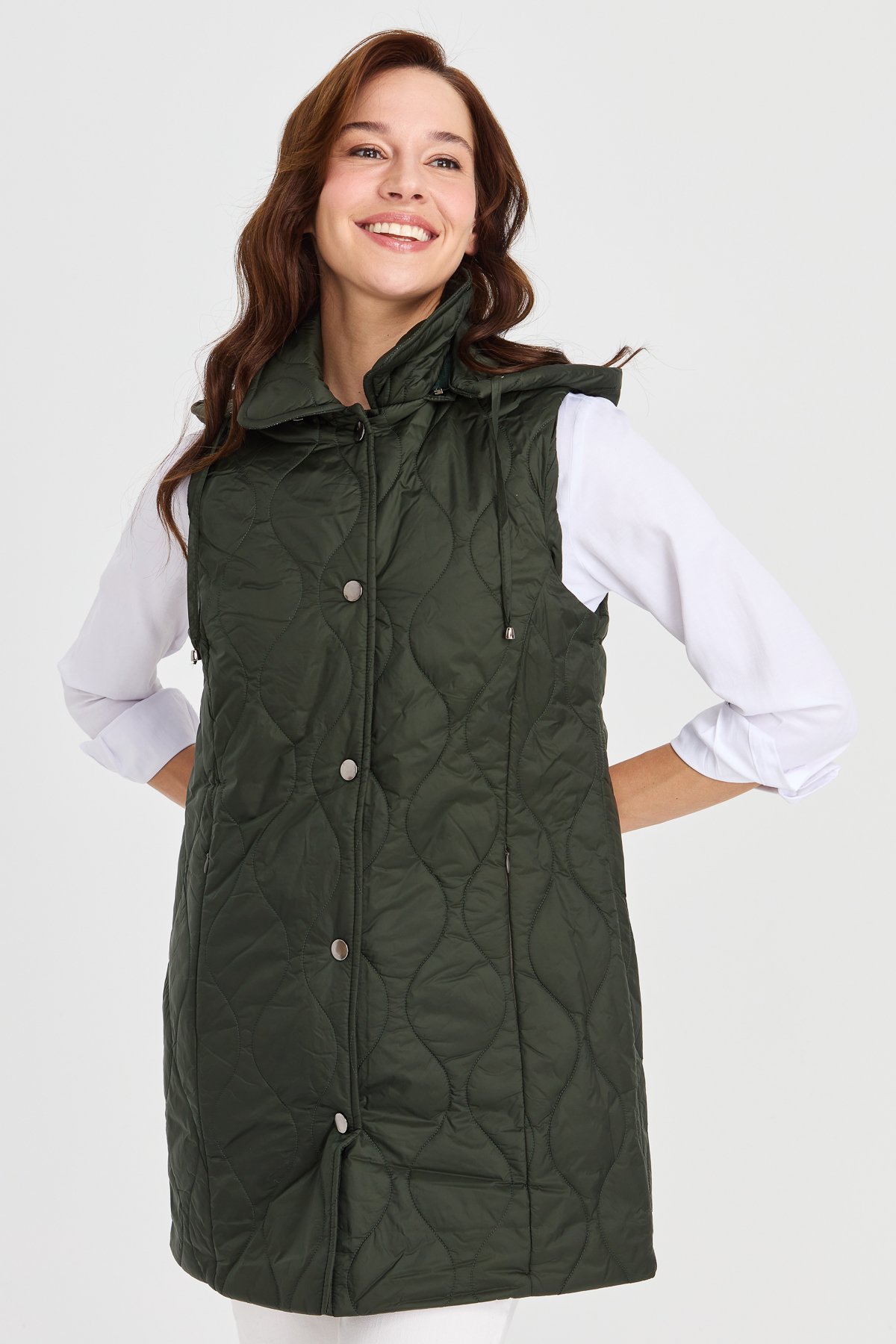 23406Kadın Kapüşonlu Kapitone Yelek Yeşil