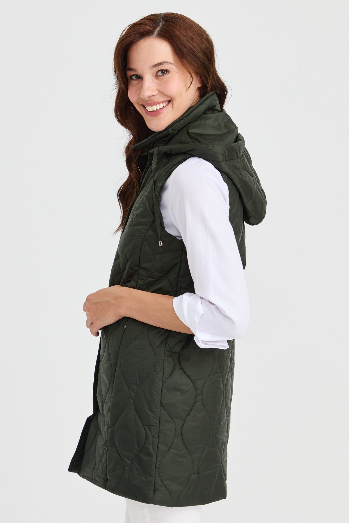 23406Kadın Kapüşonlu Kapitone Yelek Yeşil