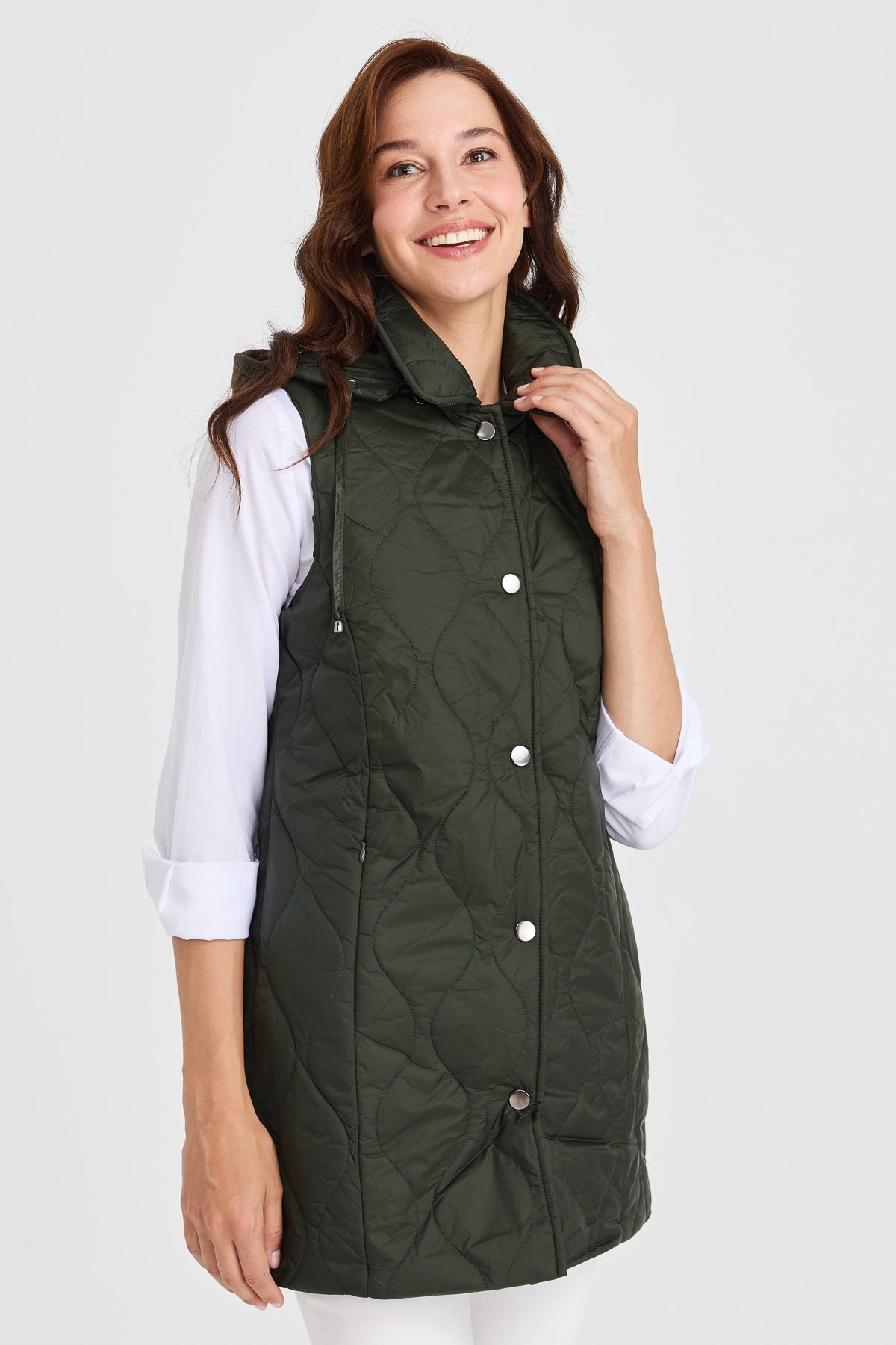 23406Kadın Kapüşonlu Kapitone Yelek Yeşil