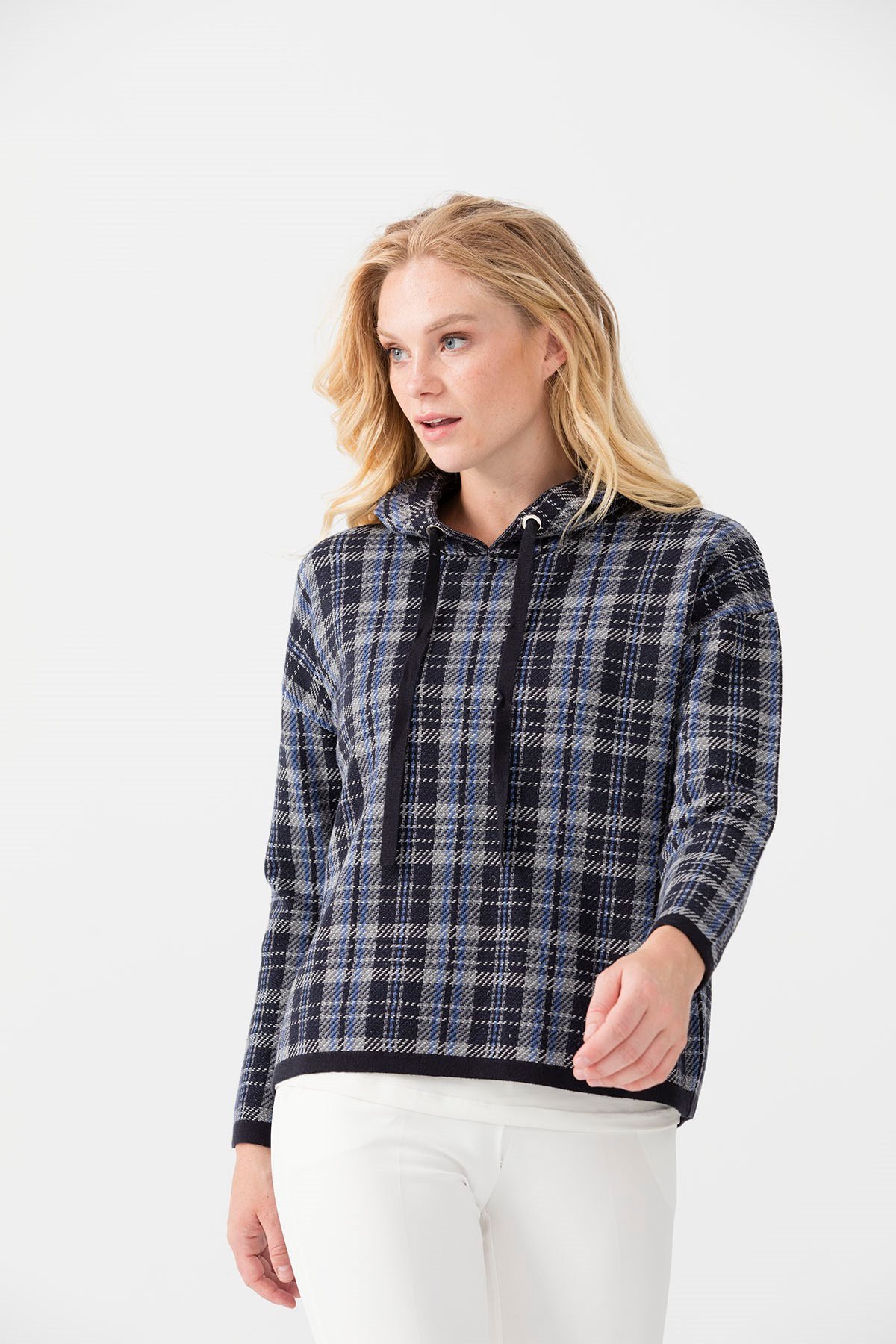 22103Женский короткий свитер в клетку с капюшоном, синий