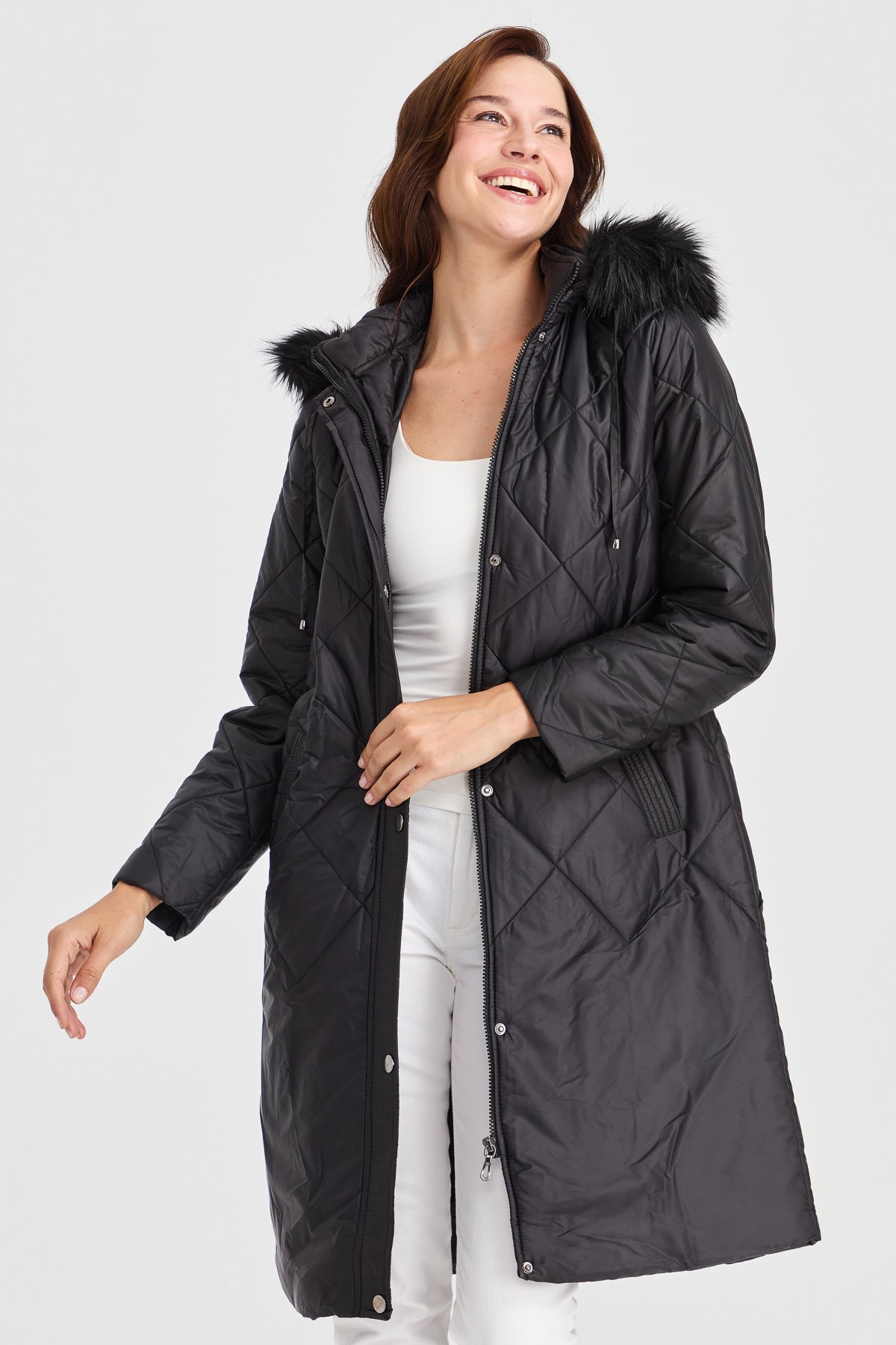 23408Kadın Kapüşonlu Kareli Uzun Kapitone Ceket Siyah