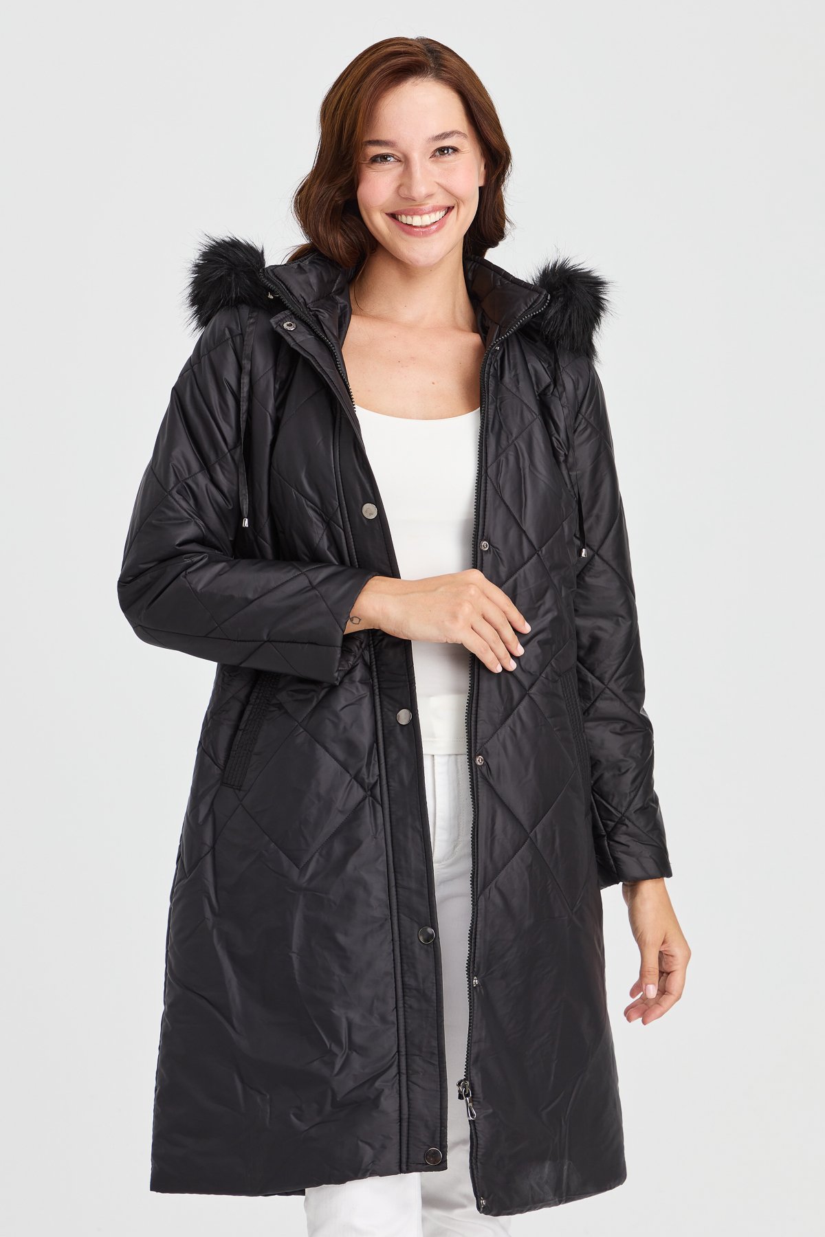 23408Kadın Kapüşonlu Kareli Uzun Kapitone Ceket Siyah