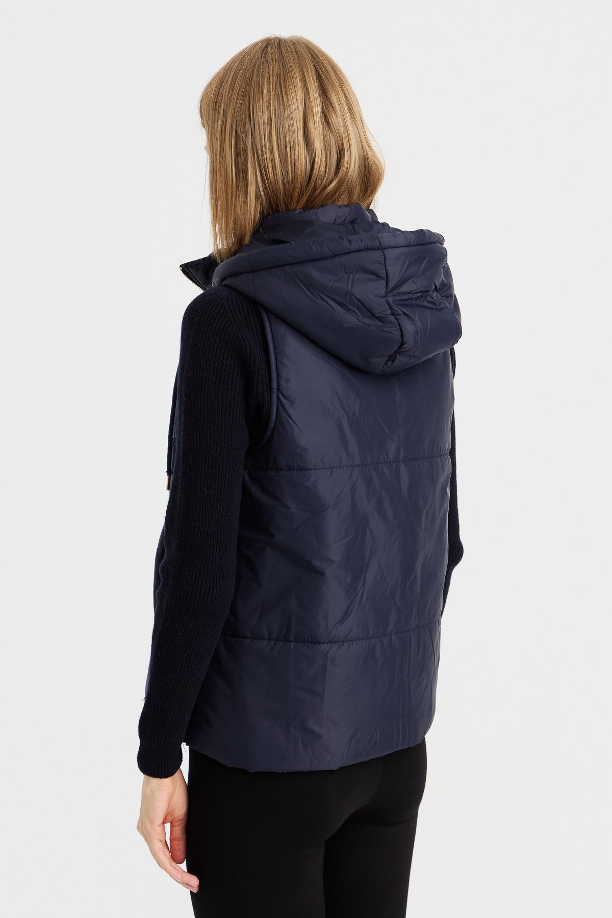 23409Kadın Kapüşonlu Kısa Kapitone Yelek Lacivert