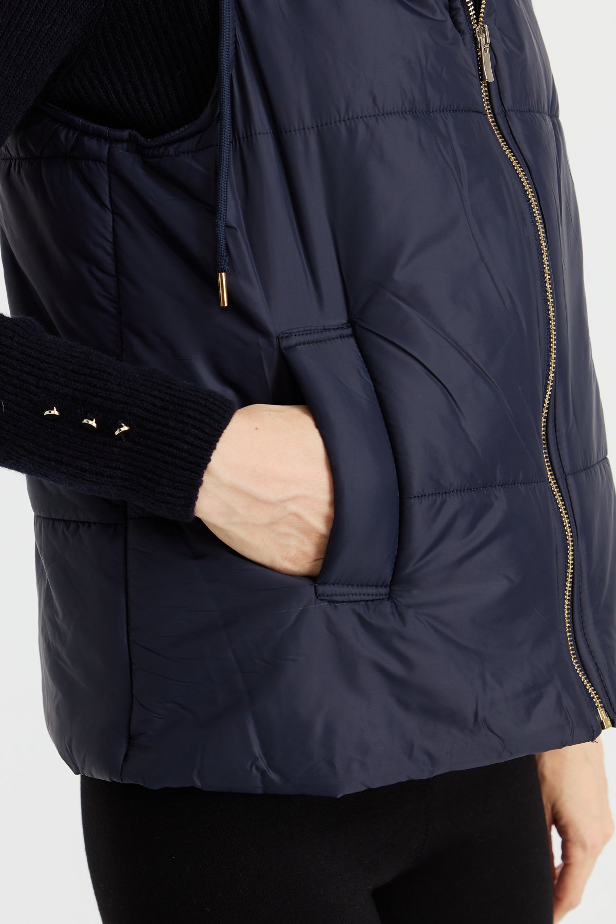 23409Kadın Kapüşonlu Kısa Kapitone Yelek Lacivert