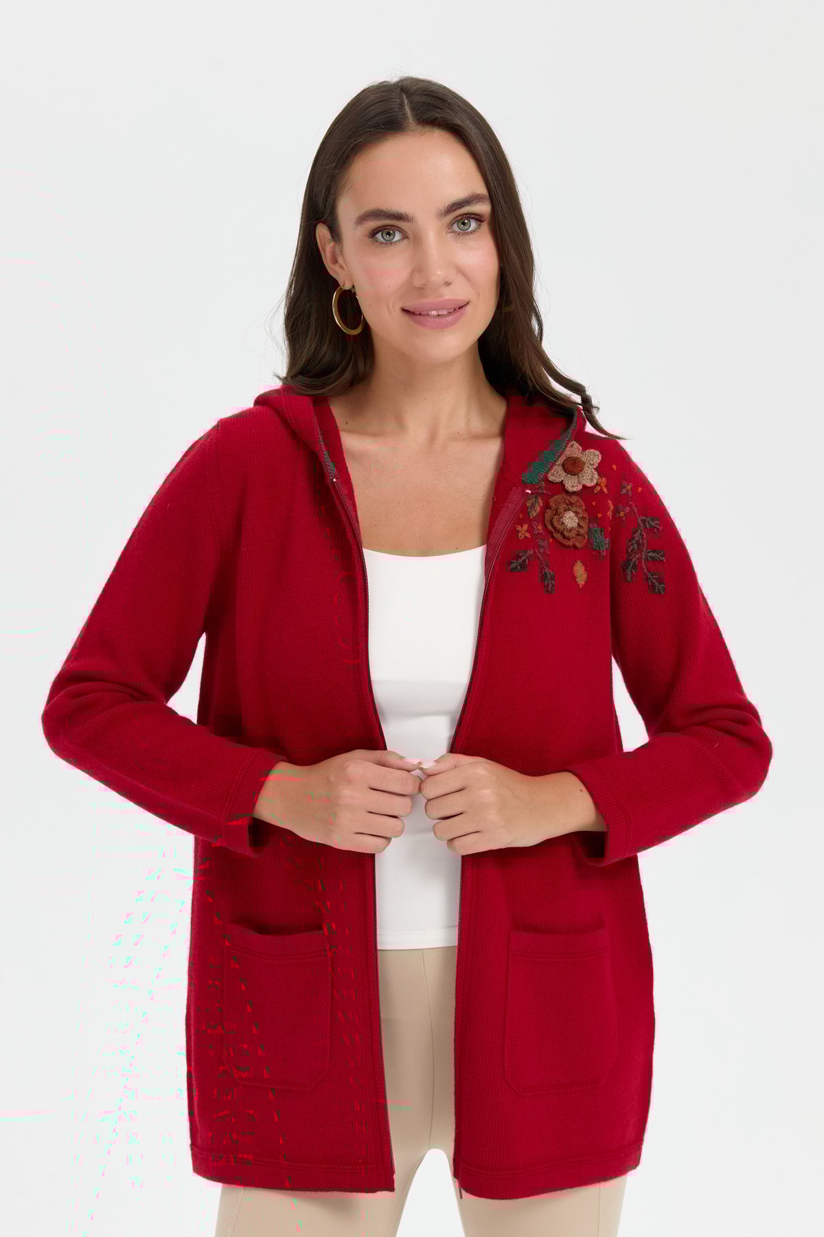 24080Kadın Kapüşonlu Omzu İşlemeli Araboy Yün Hırka K.Kırmızı