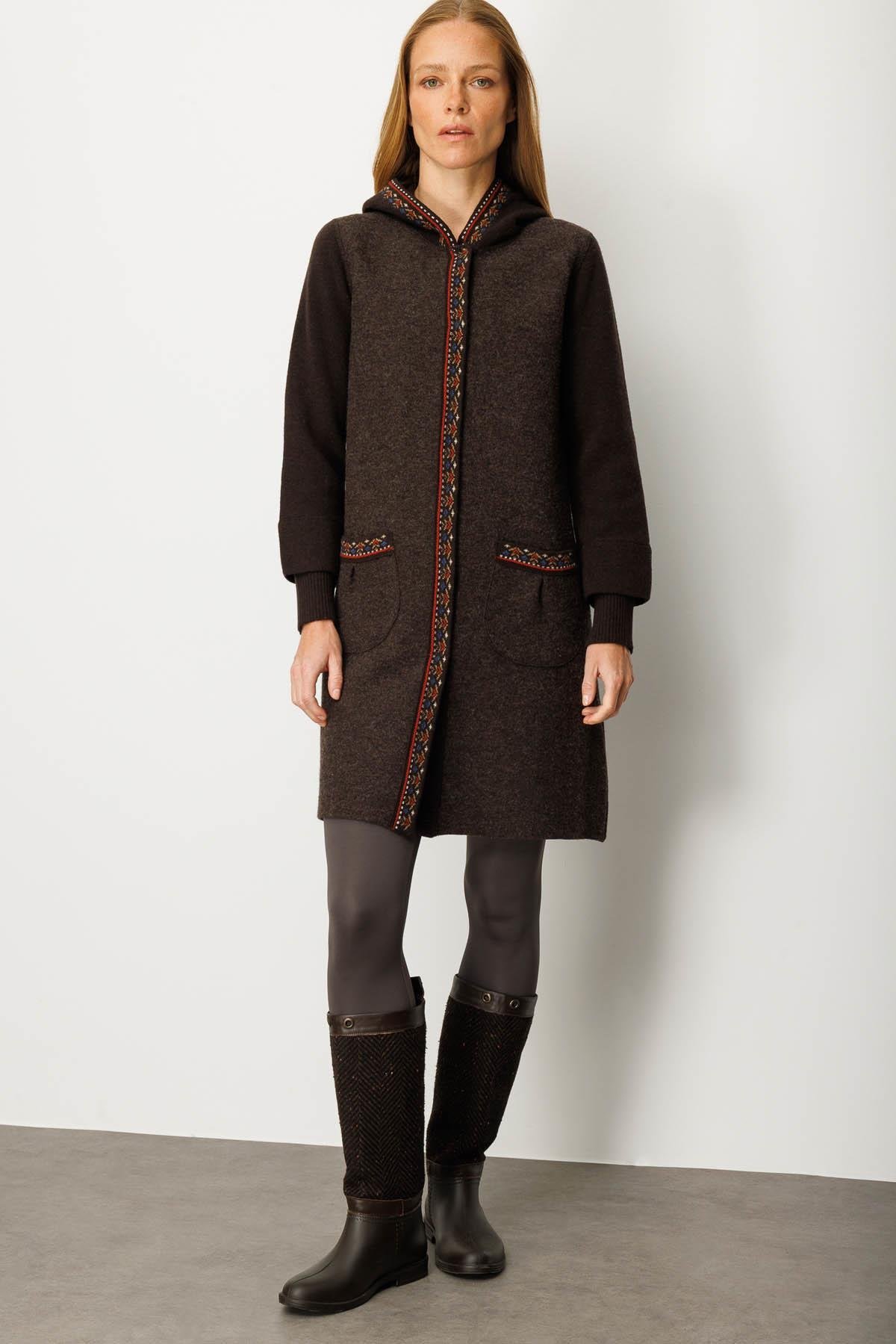 25019Kadın Kapüşonlu Önü Keçe Yün Kaban K.Kahve