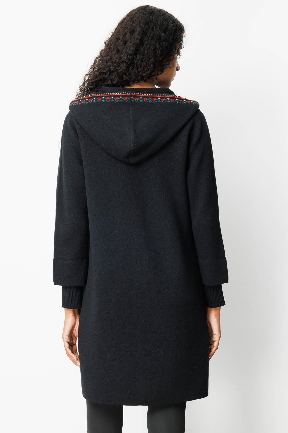 25019Kadın Kapüşonlu Önü Keçe Yün Kaban Siyah