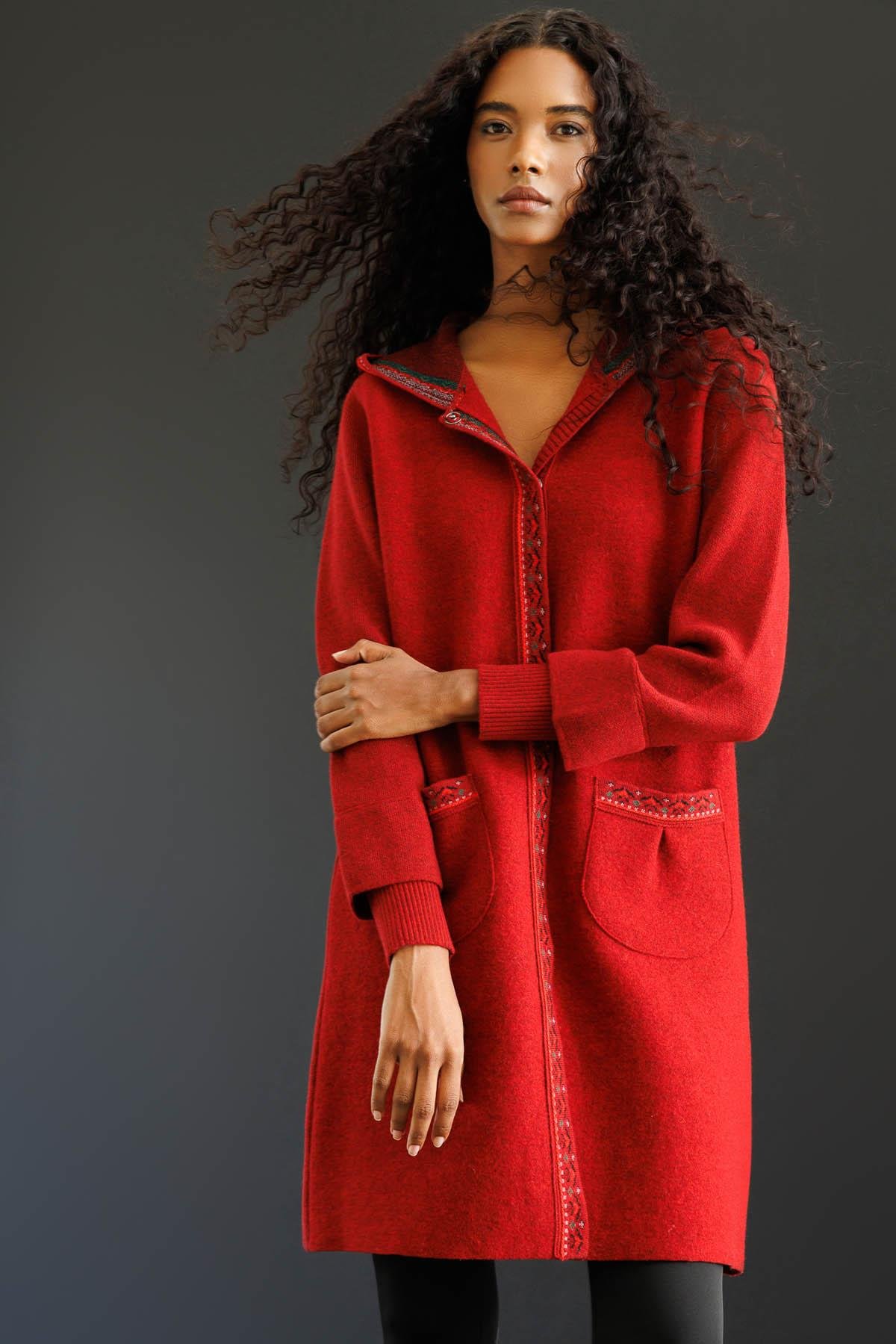25019Kadın Kapüşonlu Önü Keçe Yün Kaban Y.Kırmızı