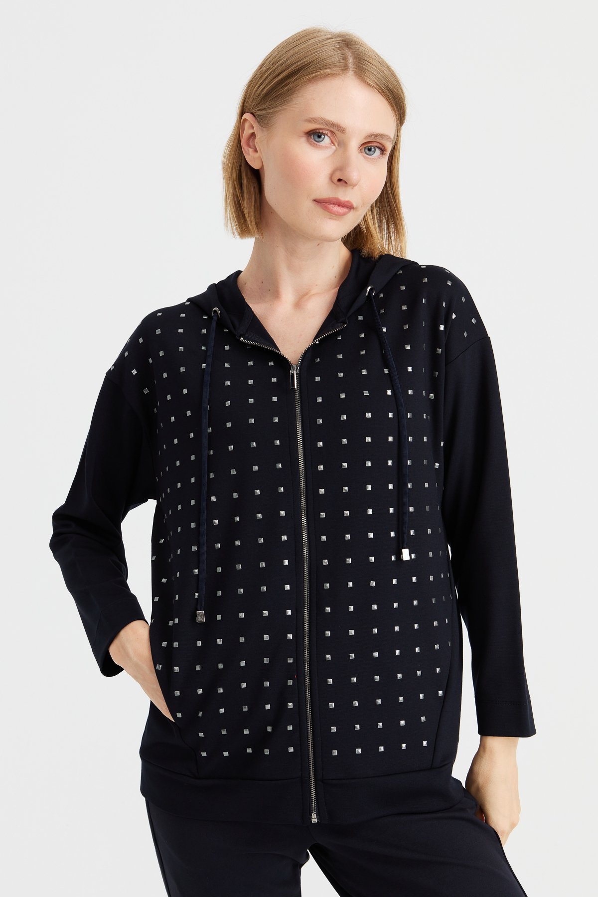 KMK23011Kadın Kapüşonlu Önü Minik Kare Taşlı Sweat Lacivert