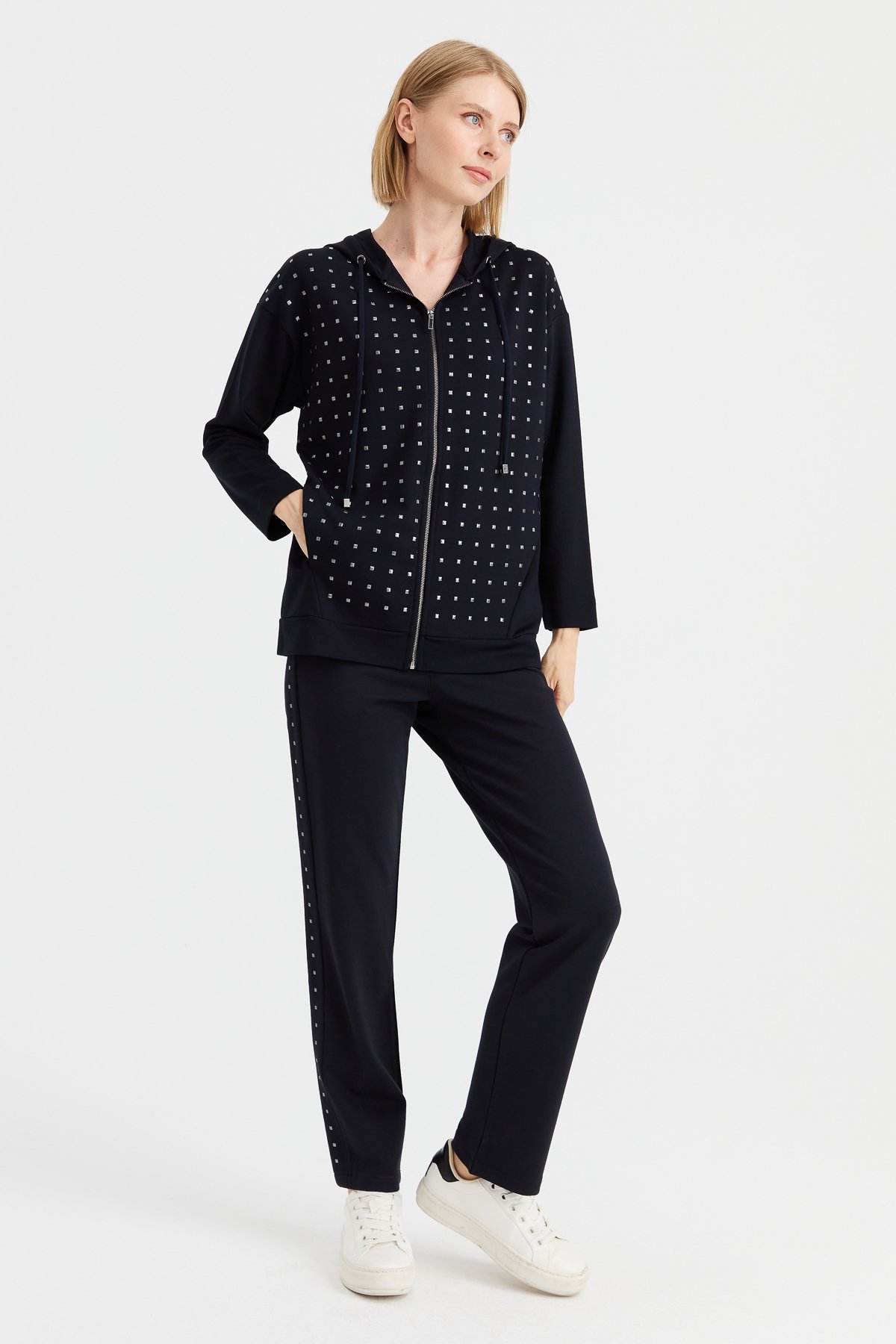 KMK23011Kadın Kapüşonlu Önü Minik Kare Taşlı Sweat Lacivert