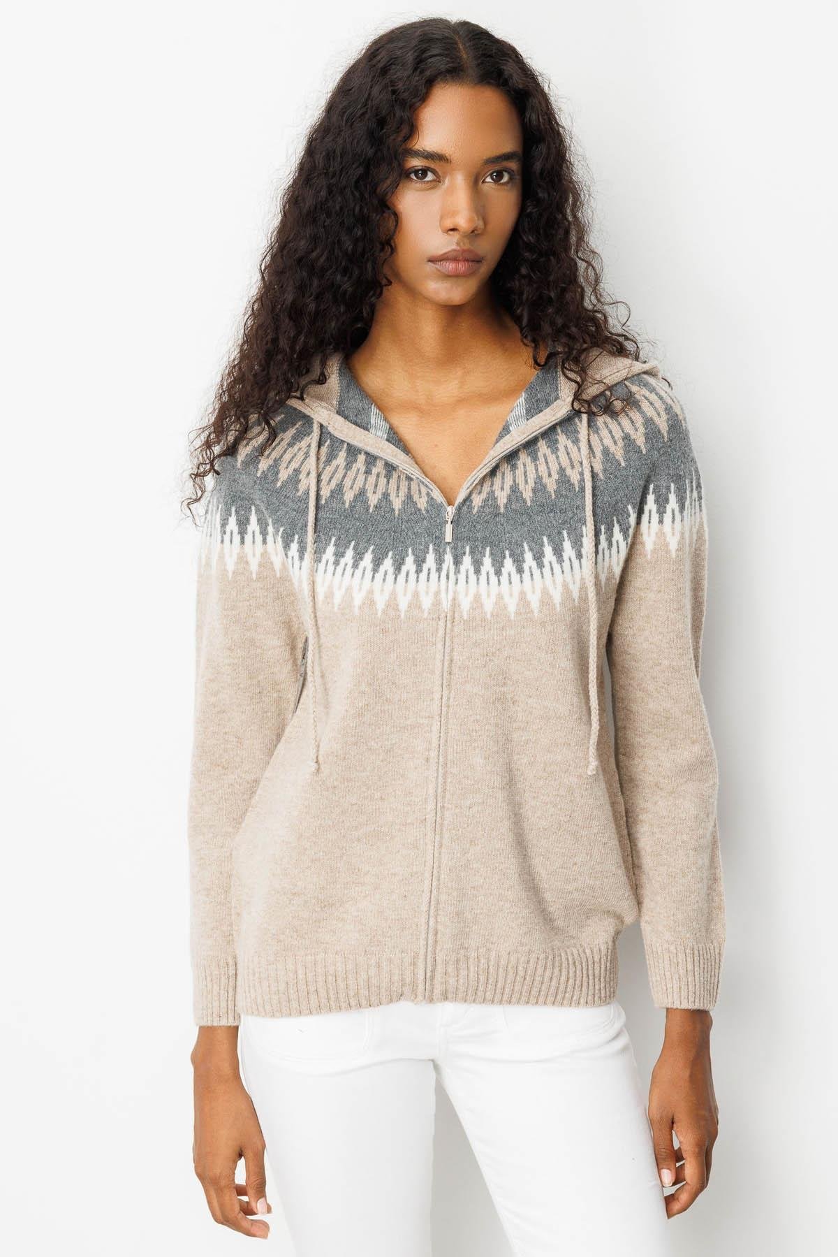 25230Kadın Kapüşonlu Robası Baklavalı Hırka K.Bej