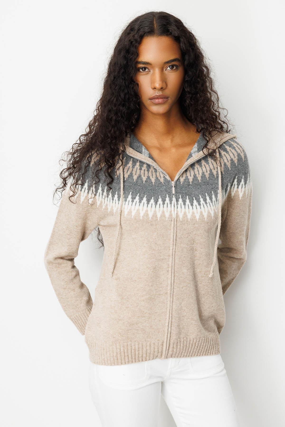 25230Kadın Kapüşonlu Robası Baklavalı Hırka K.Bej