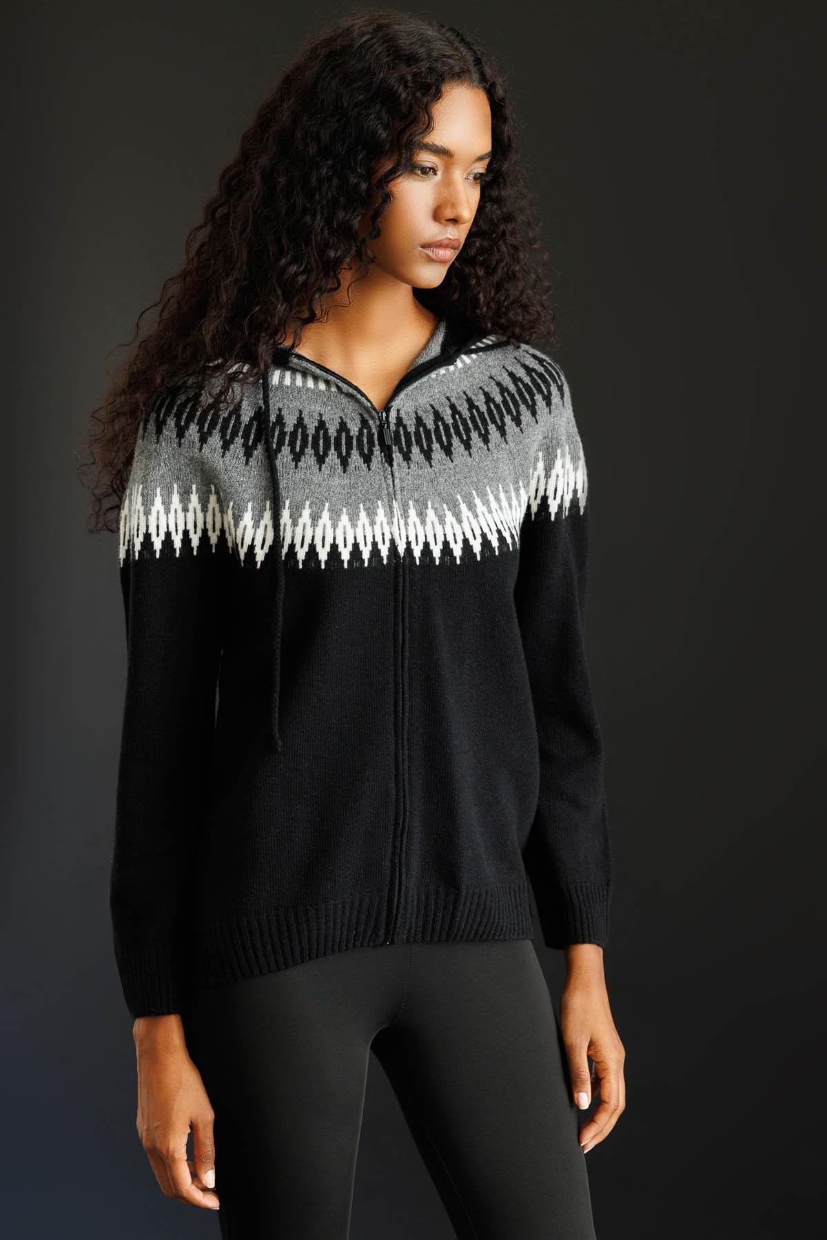 25230Kadın Kapüşonlu Robası Baklavalı Hırka Siyah