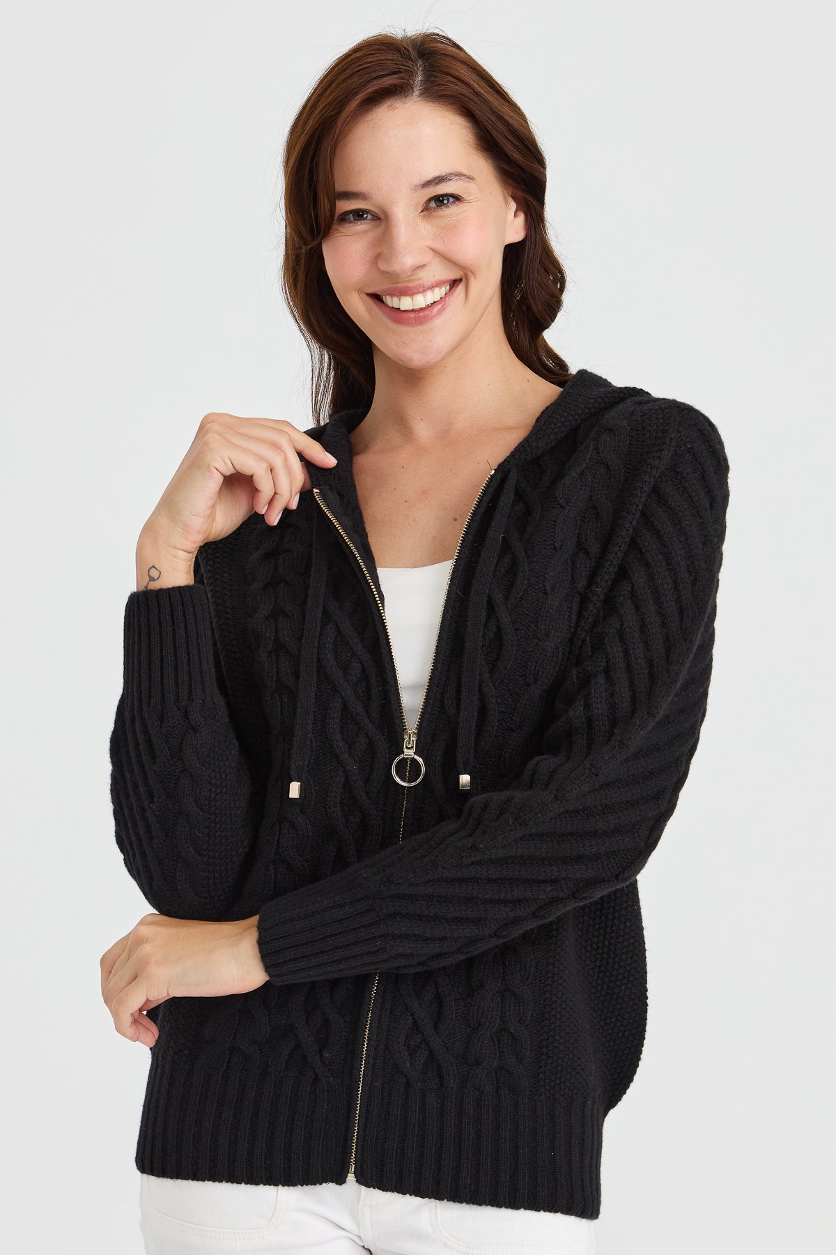 23198Kadın Kapüşonlu Saç Yürütme Örgülü Yün Ceket Siyah