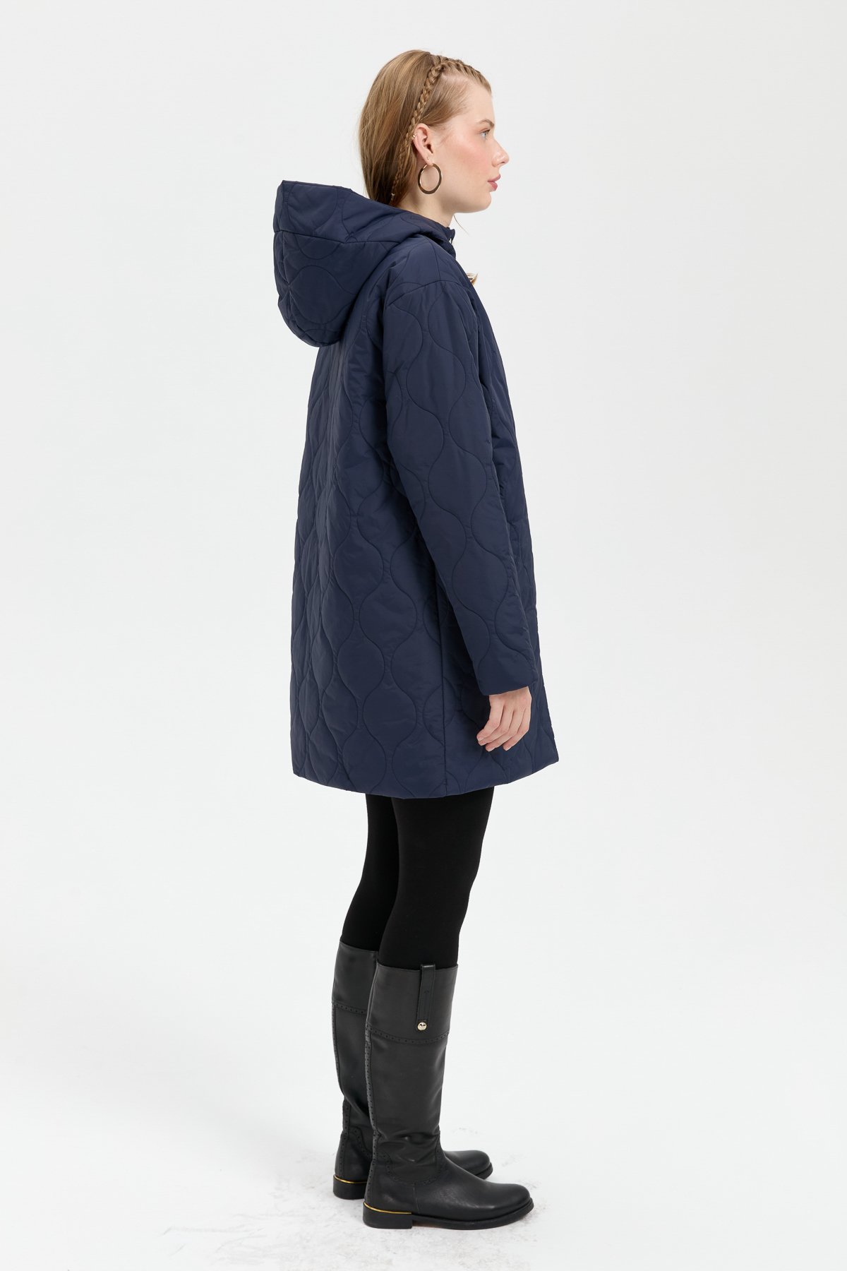 24411Kadın Kapüşonlu Soğan Desenli Araboy Kapitone Kaban Lacivert