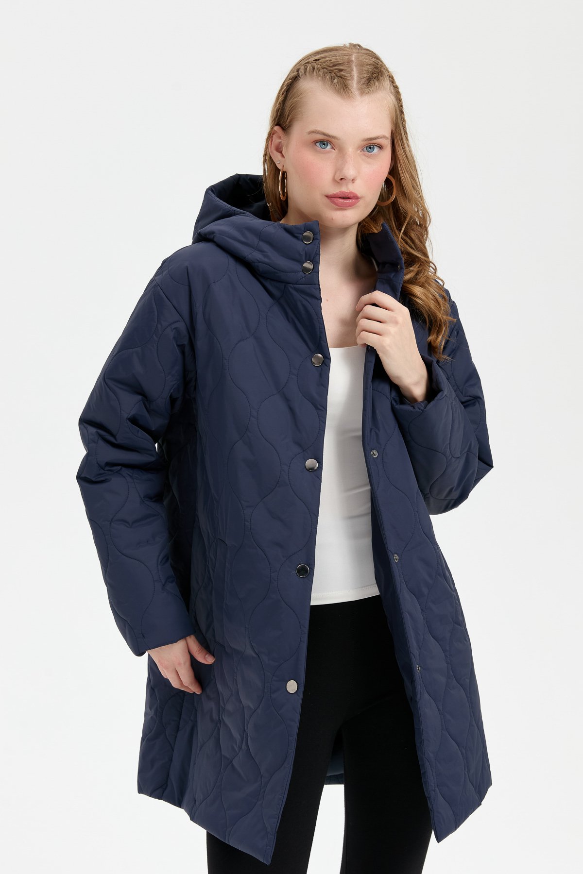 24411Kadın Kapüşonlu Soğan Desenli Araboy Kapitone Kaban Lacivert